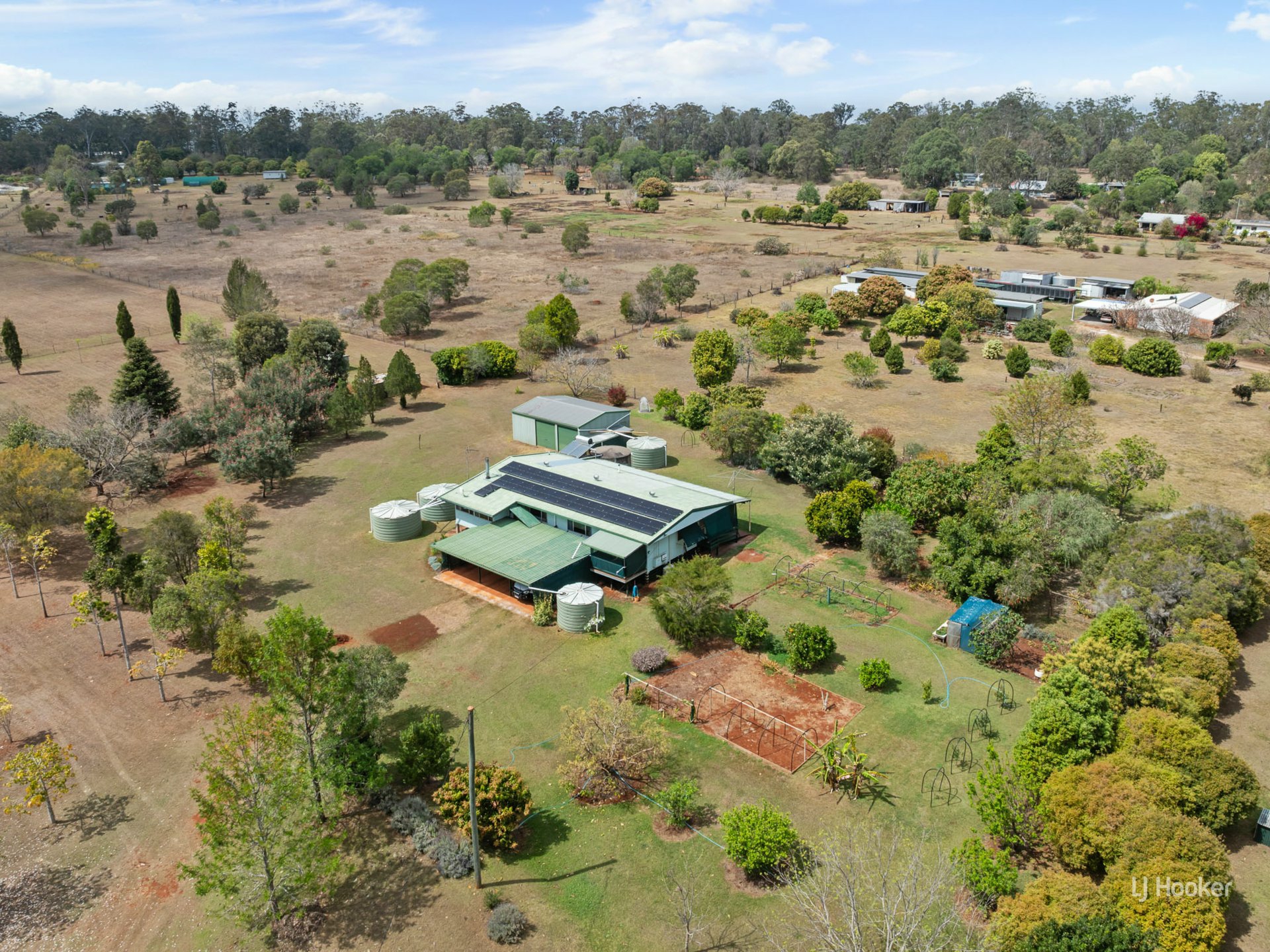 179 Blackbutt Crows Nest Road — photo 2 of 15