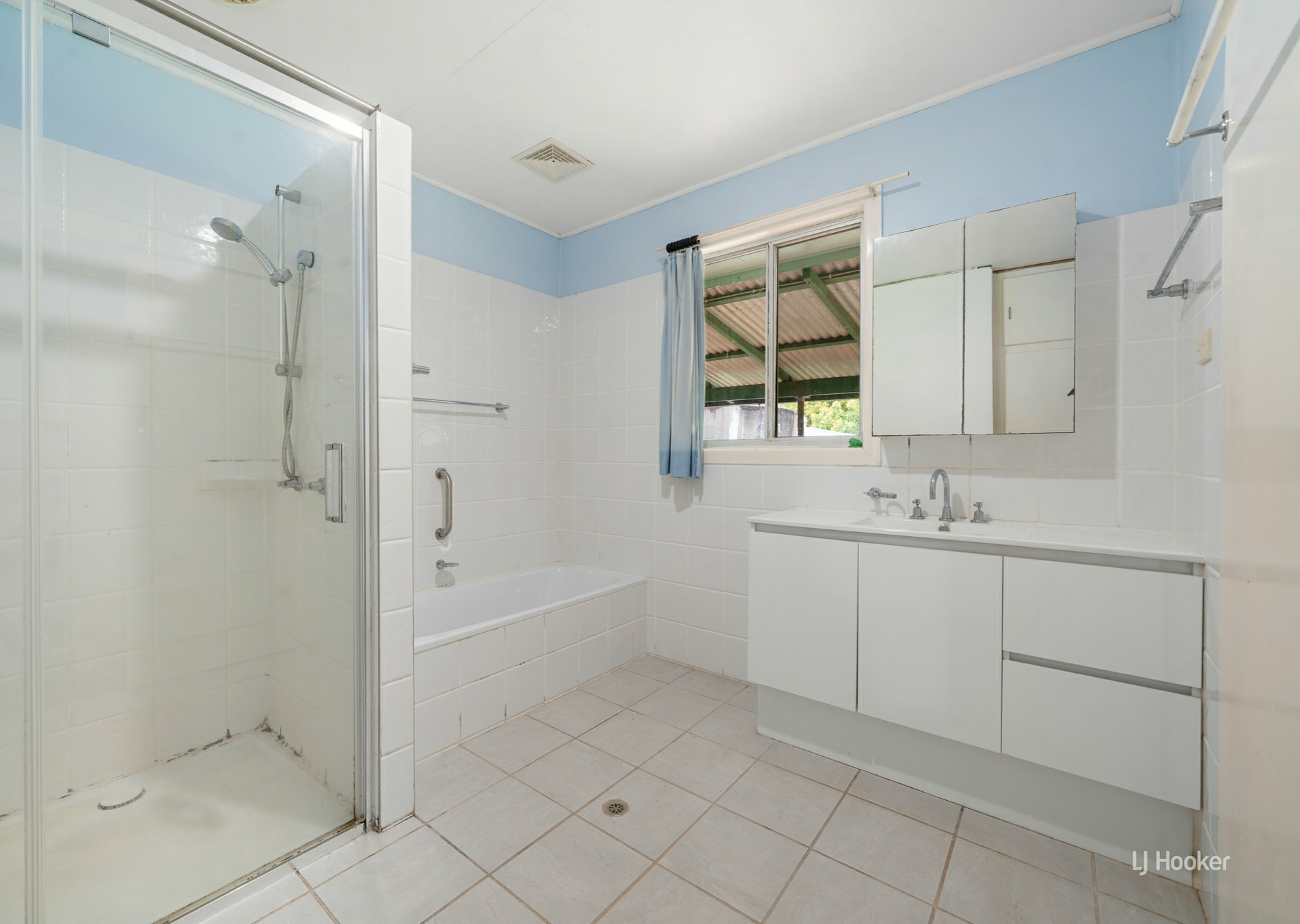 179 Blackbutt Crows Nest Road — photo 10 of 15