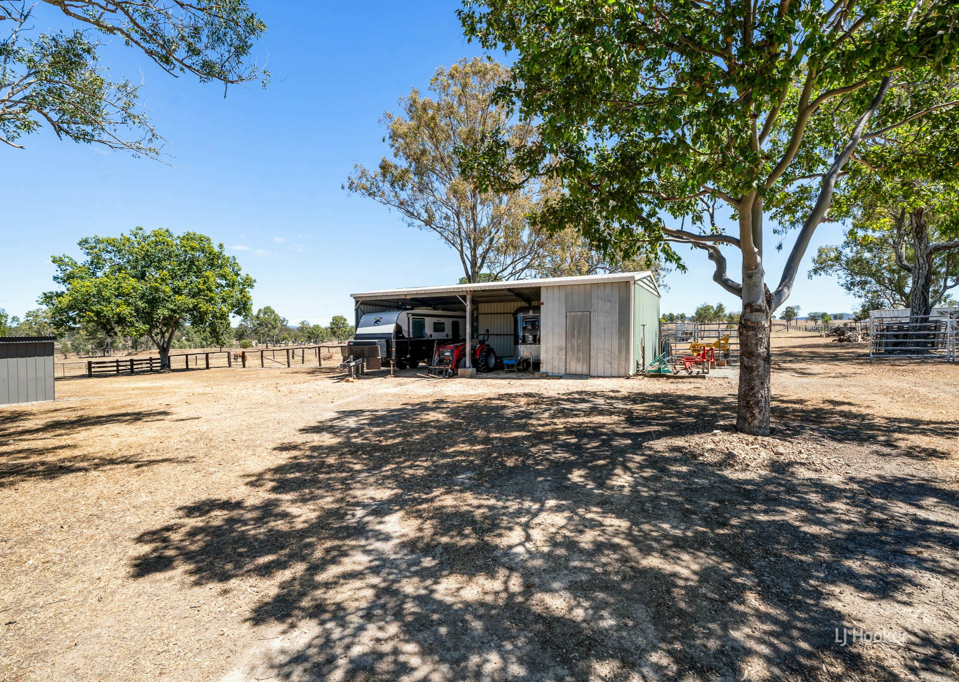 7379 Brisbane Valley Highway — photo 14 of 30