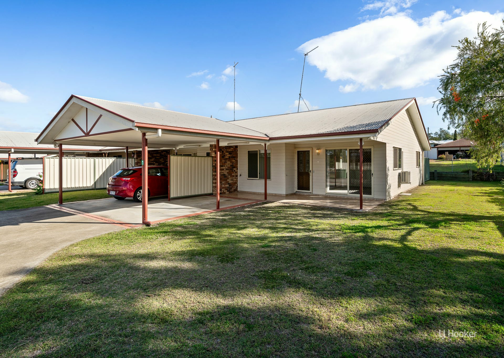 Unit 1/139 Cressbrook Street — photo from LJ Hooker Esk | Toogoolawah