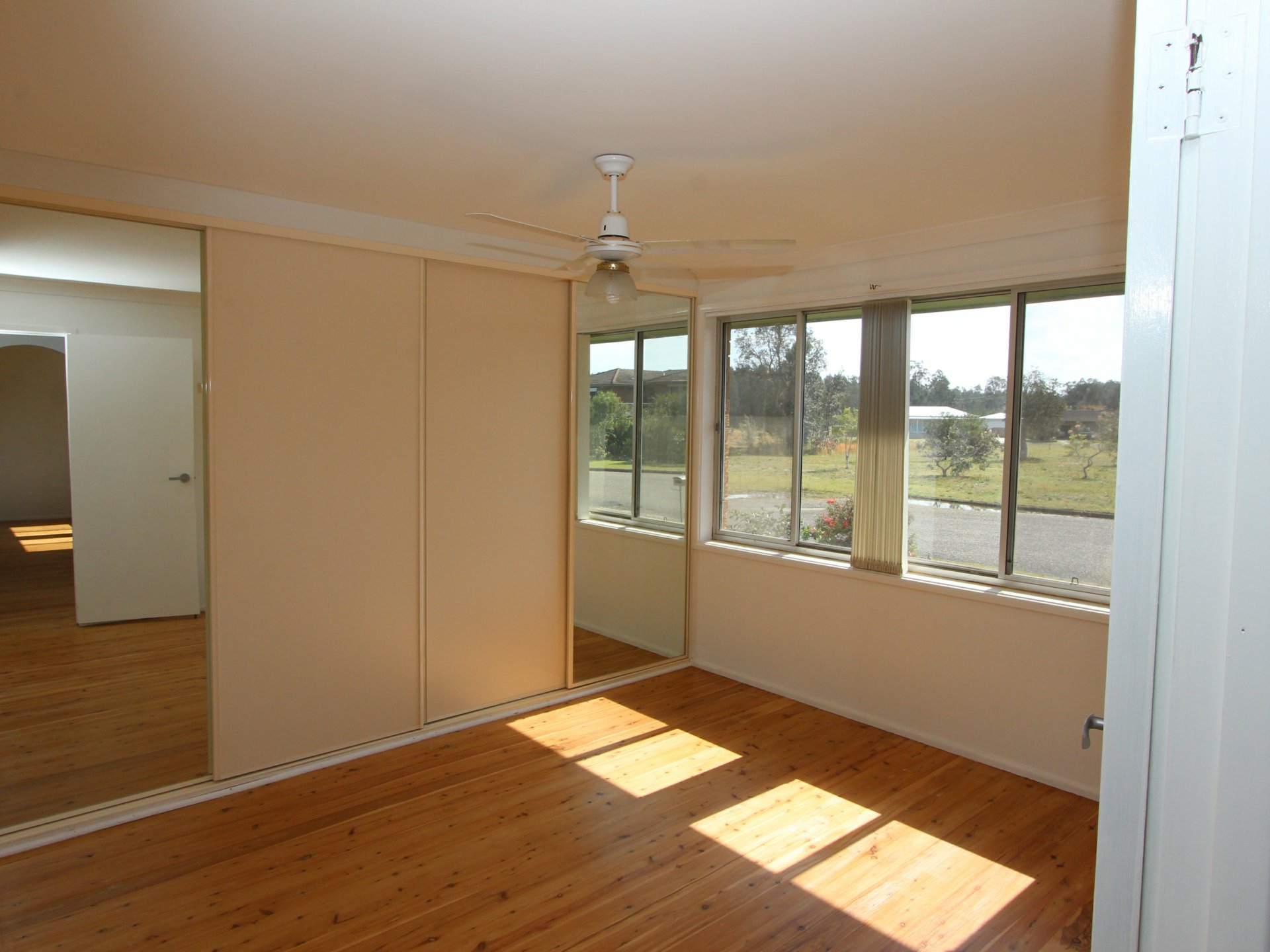 6 Bluewater Drive, HARRINGTON