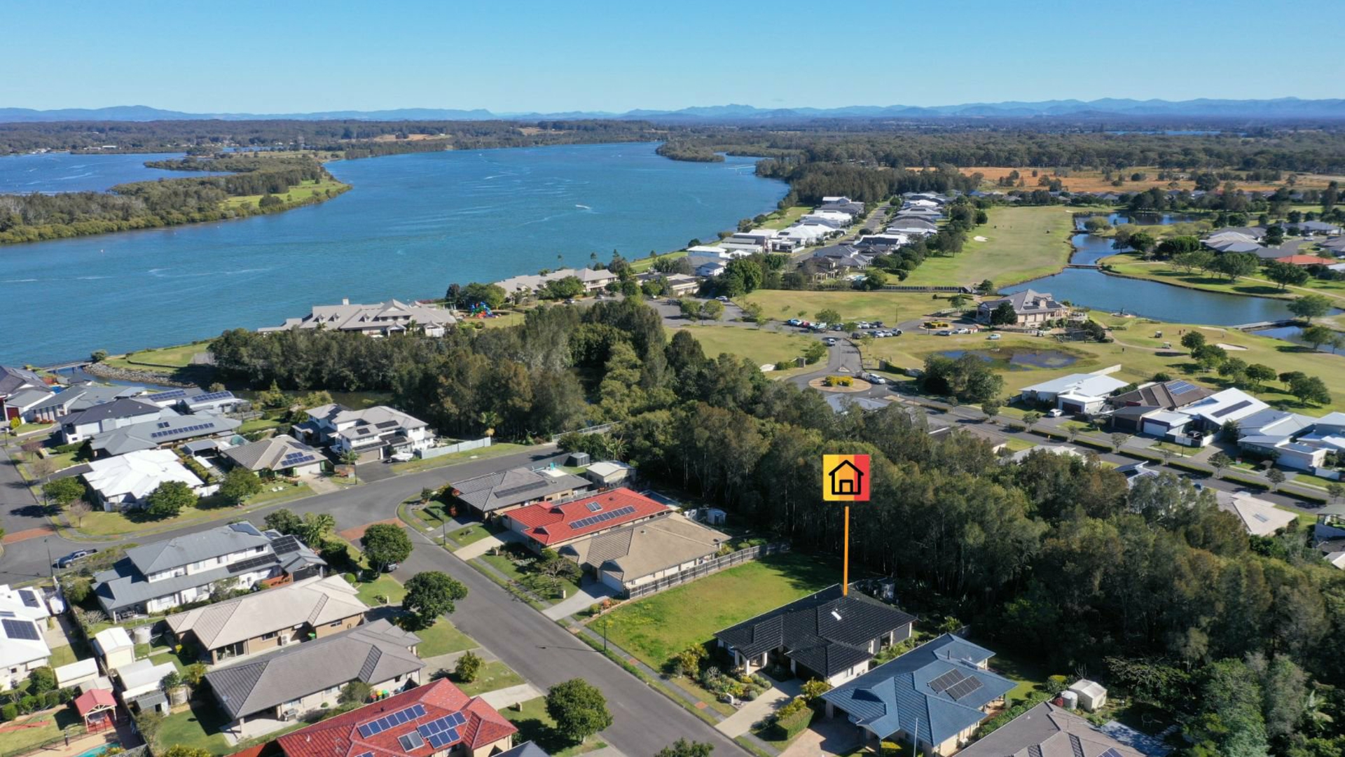 73 Electra Parade, HARRINGTON