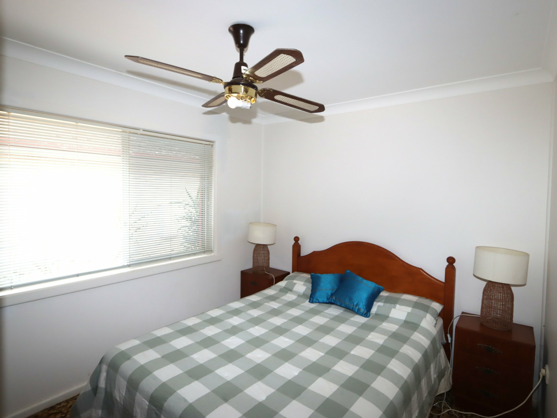 10 Hibiscus Close — photo 6 of 12