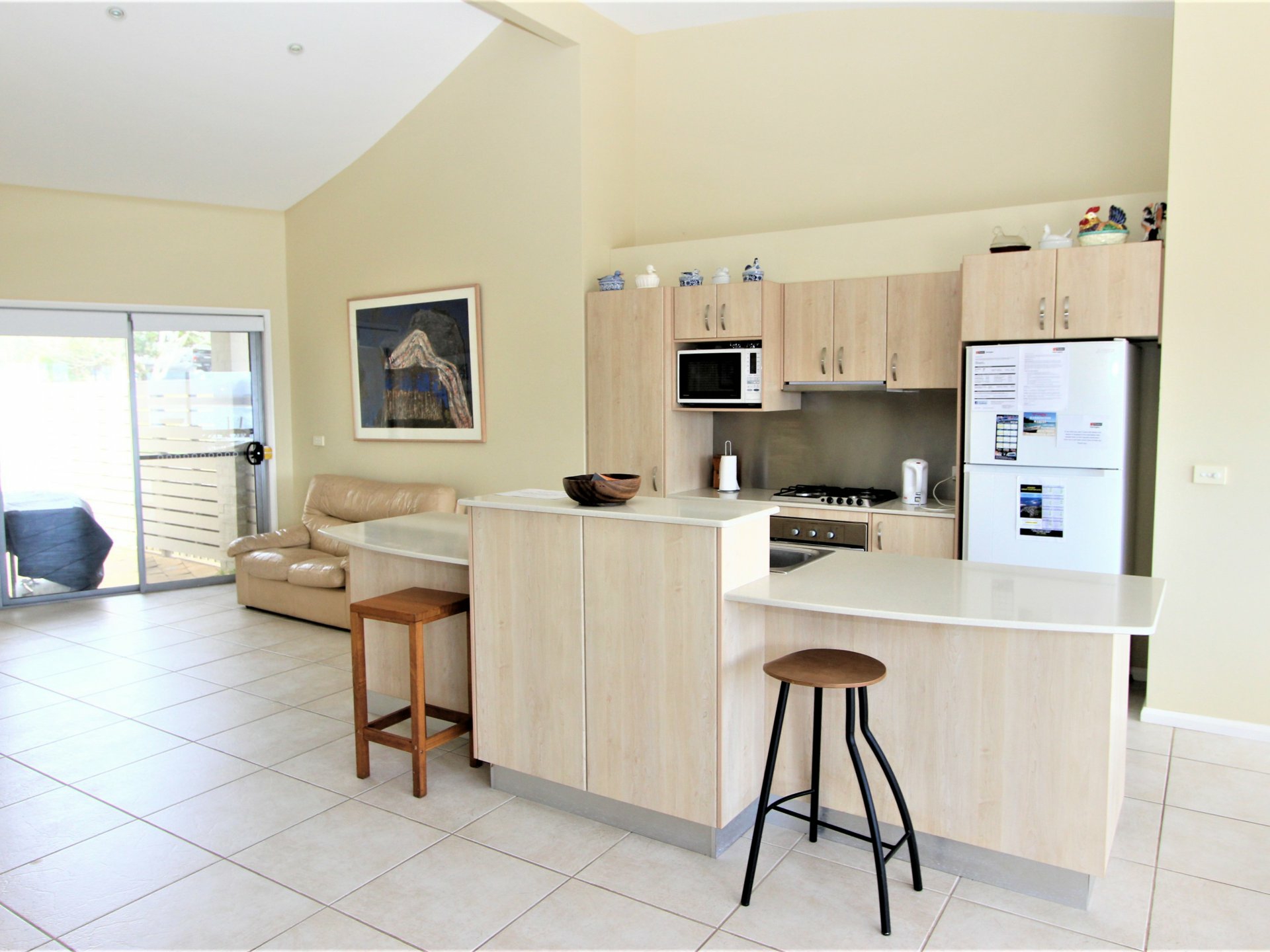 19 Joyce Street — photo 4 of 11