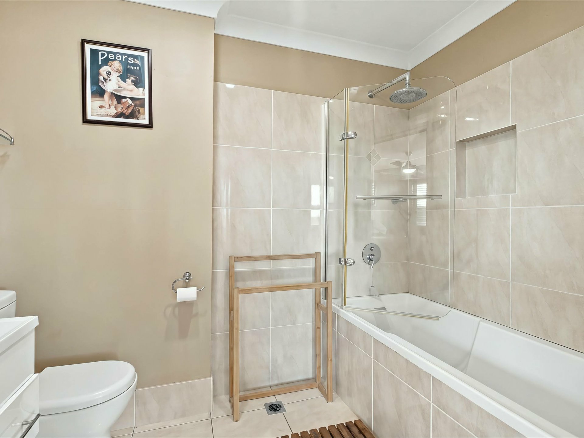 19 John Gollan Avenue — photo 11 of 29