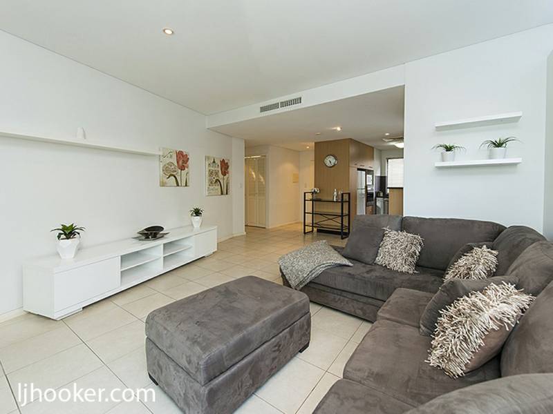 2/39 Mill Point Road, SOUTH PERTH
