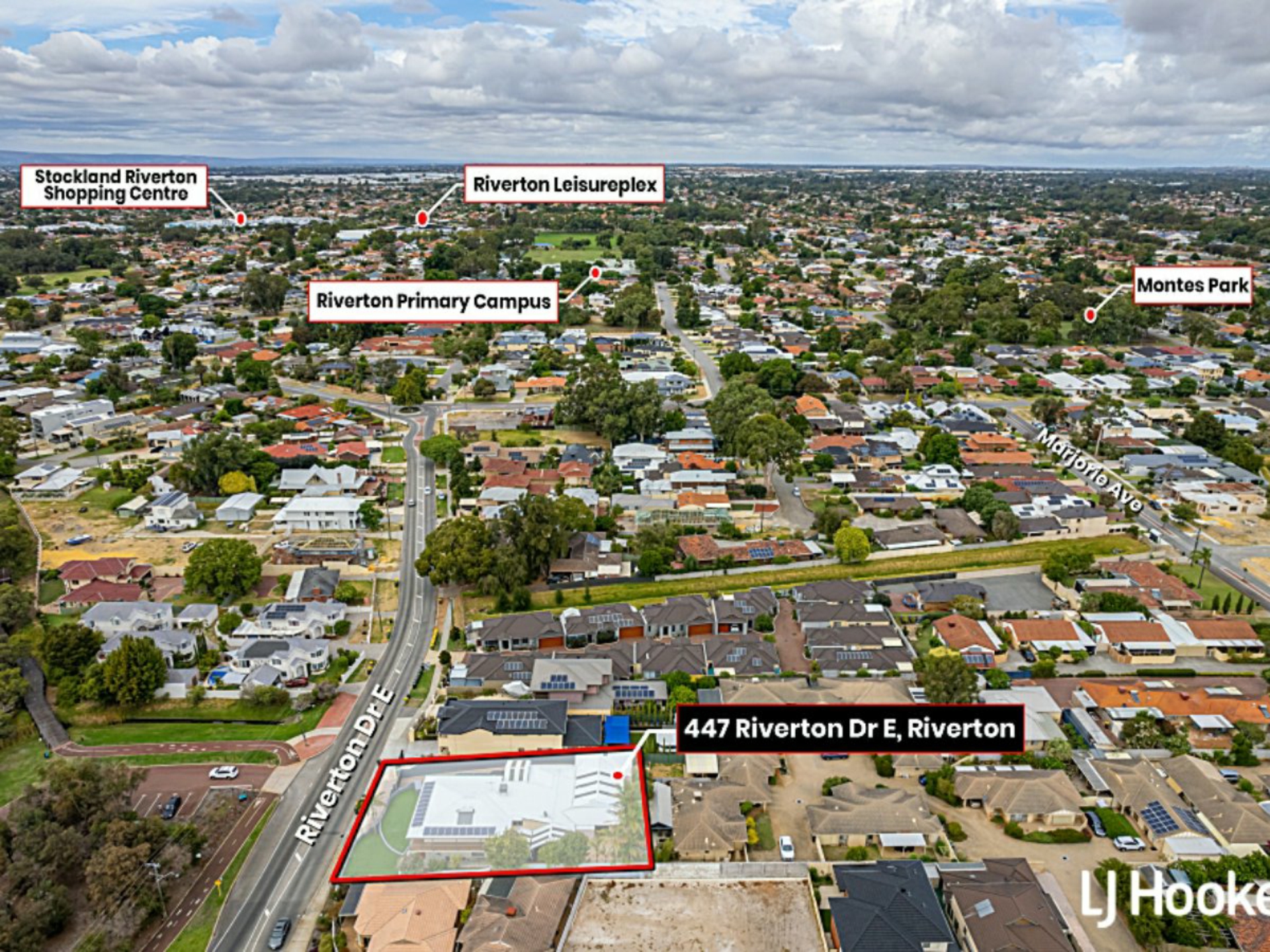 447 Riverton Drive East, RIVERTON