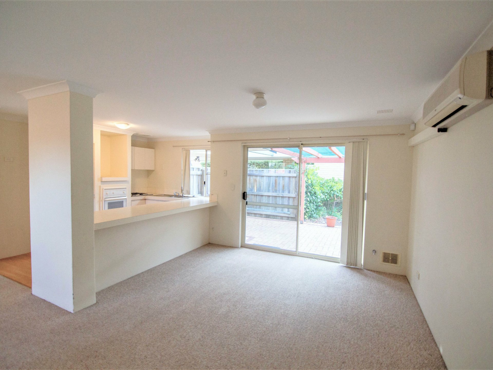 1/18 Axford Street, COMO