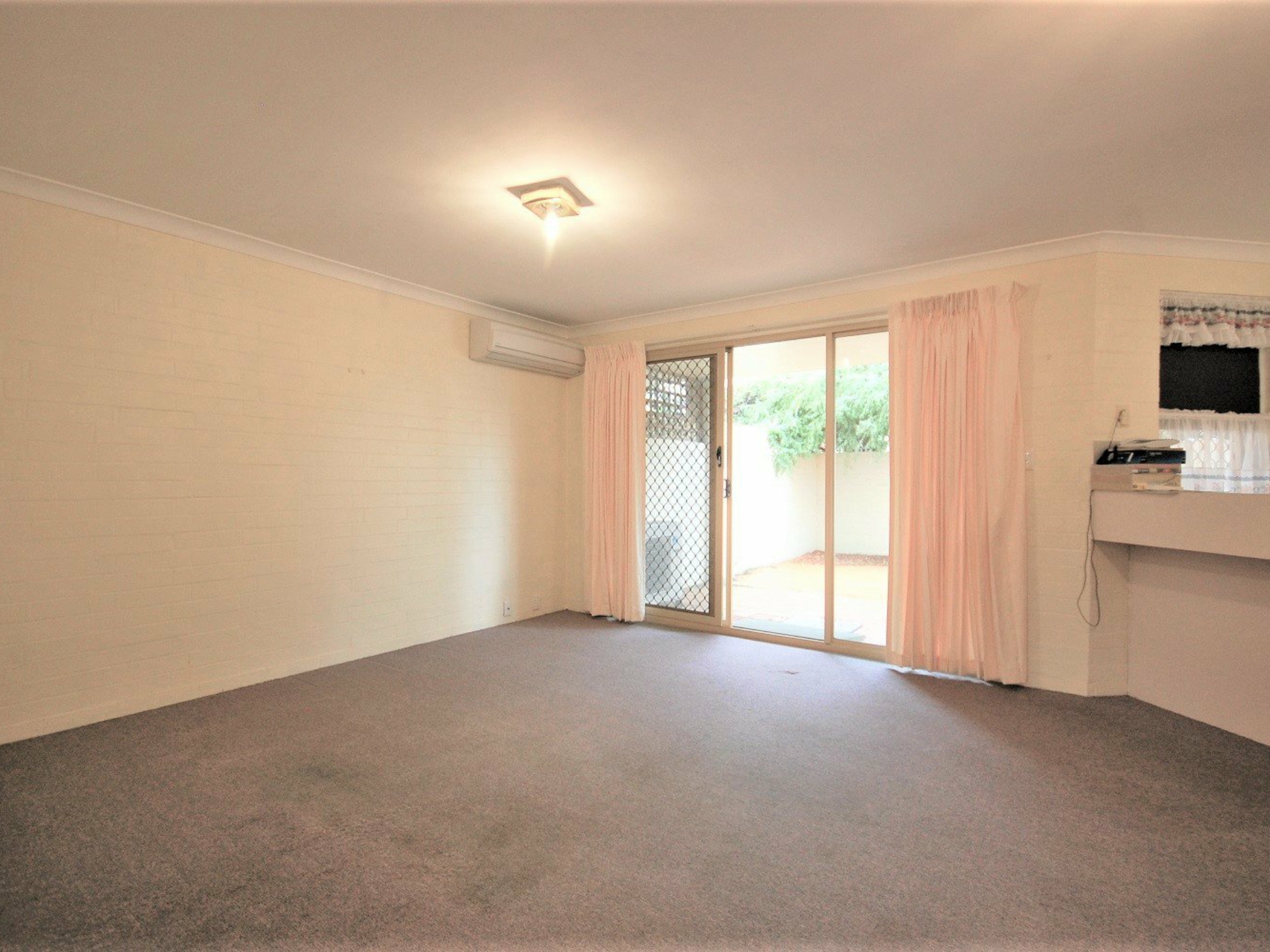 1/151 Hubert Street, EAST VICTORIA PARK