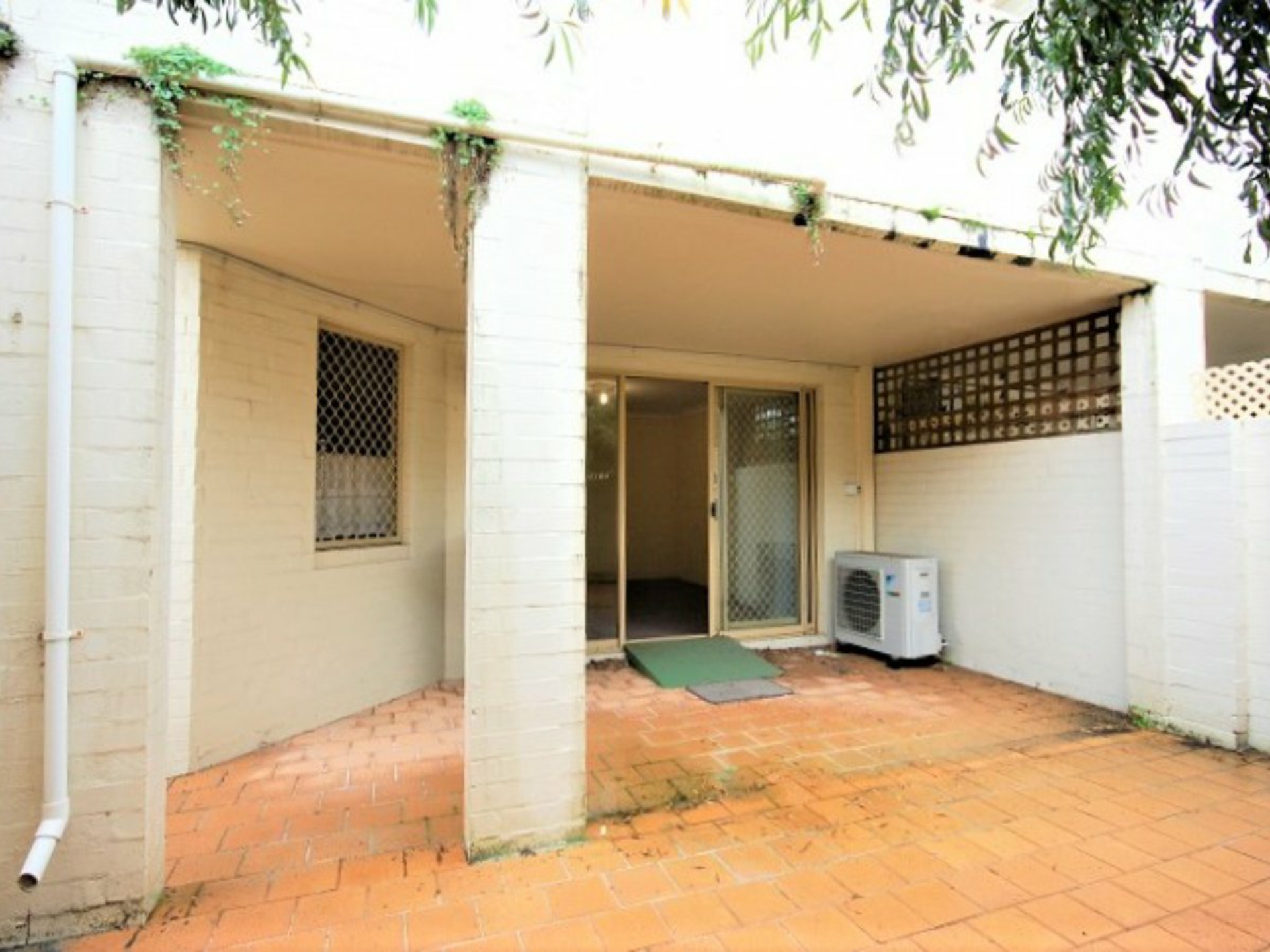 1/151 Hubert Street, EAST VICTORIA PARK