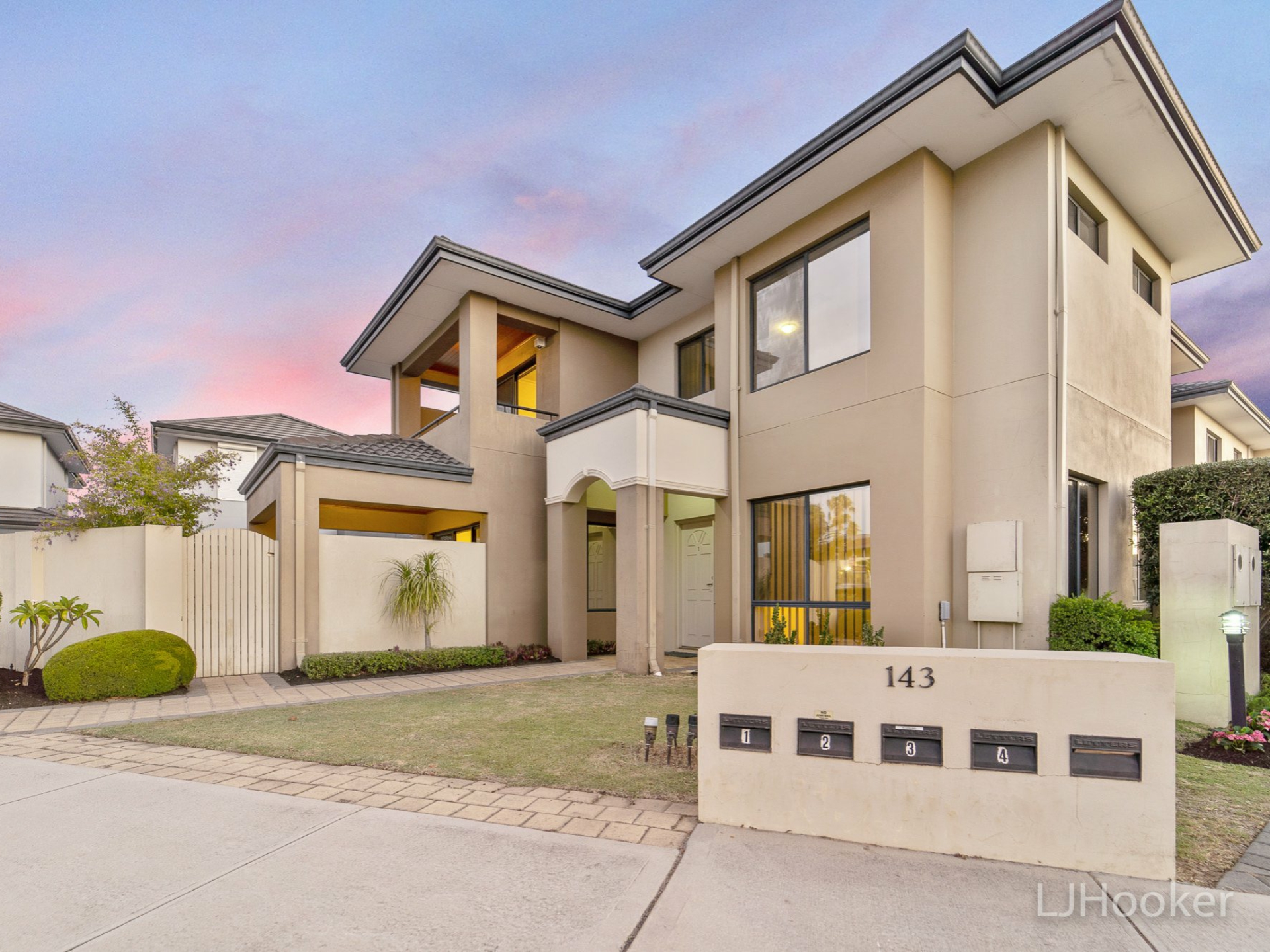 1/143 South Terrace, COMO