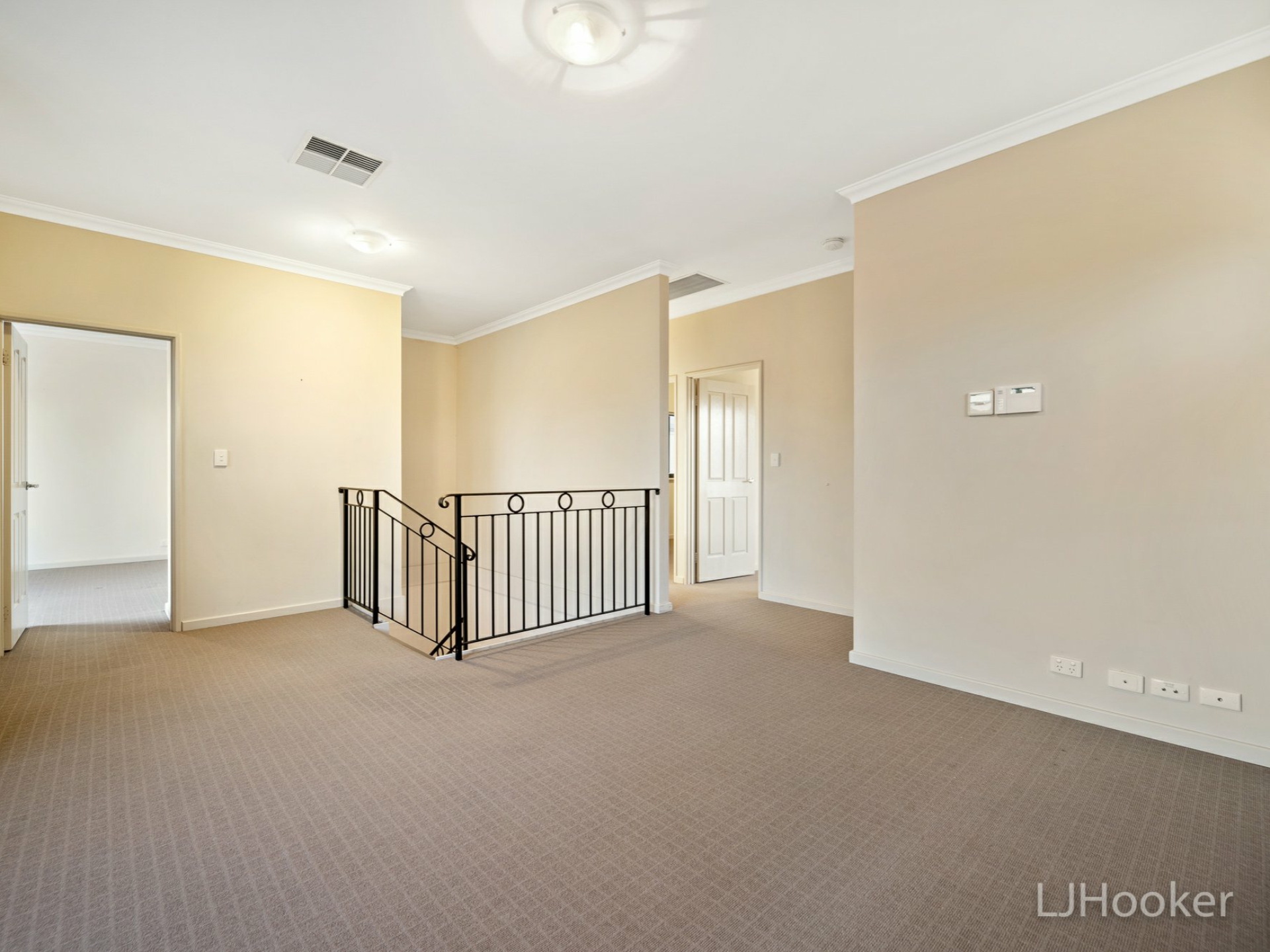 1/143 South Terrace, COMO