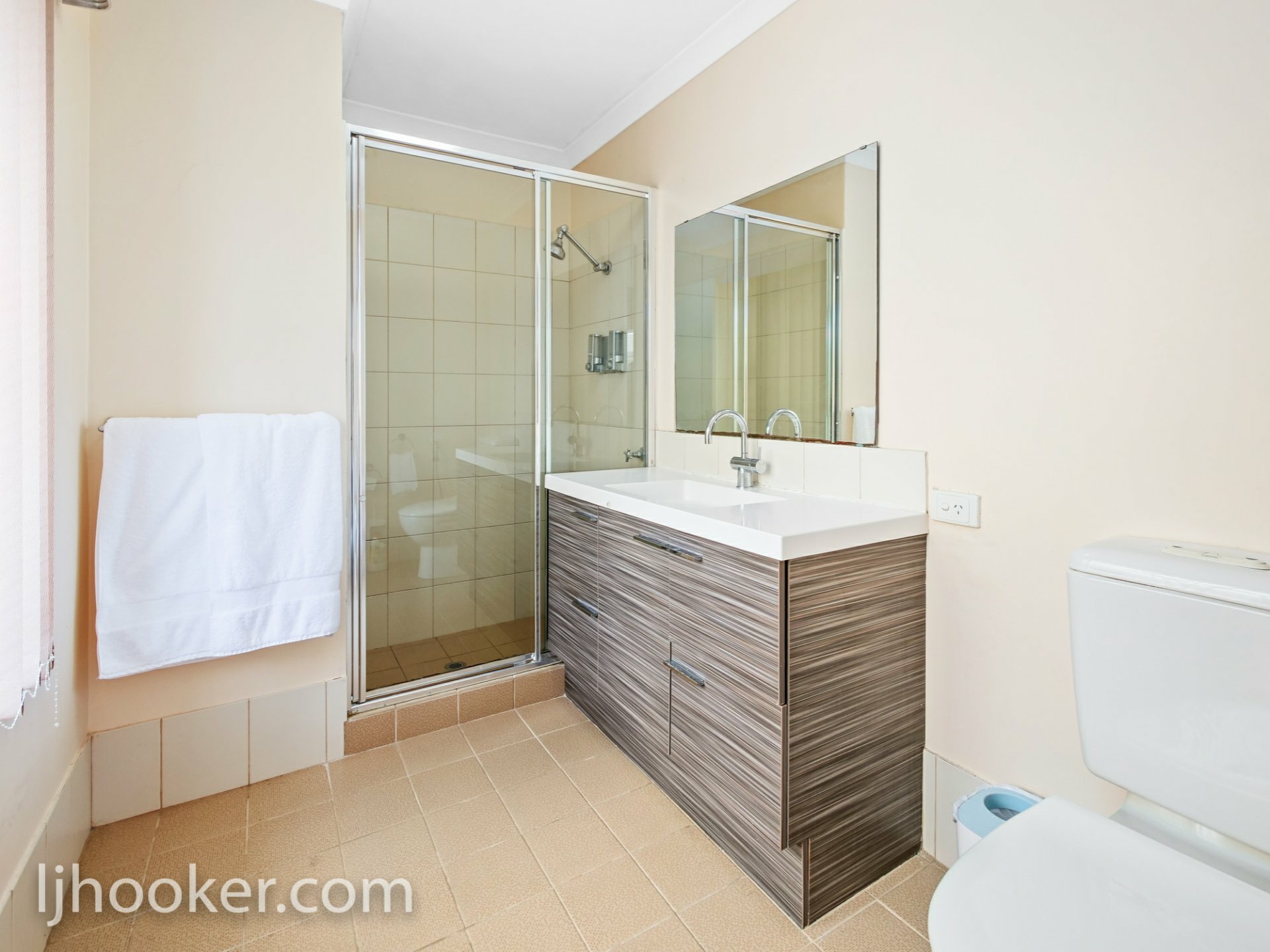 49 Southacre Drive, CANNING VALE