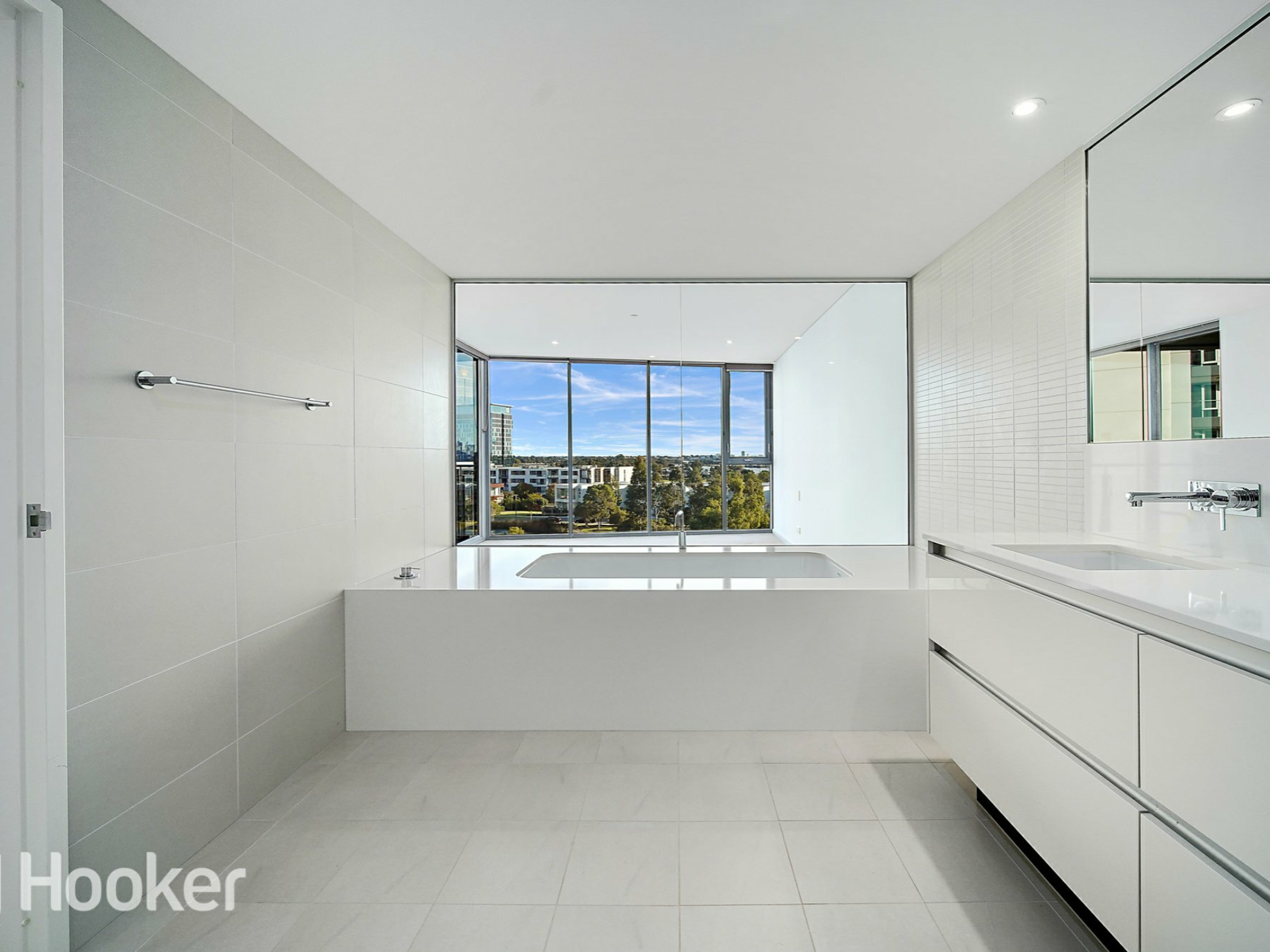 508/96 Bow River Crescent, BURSWOOD