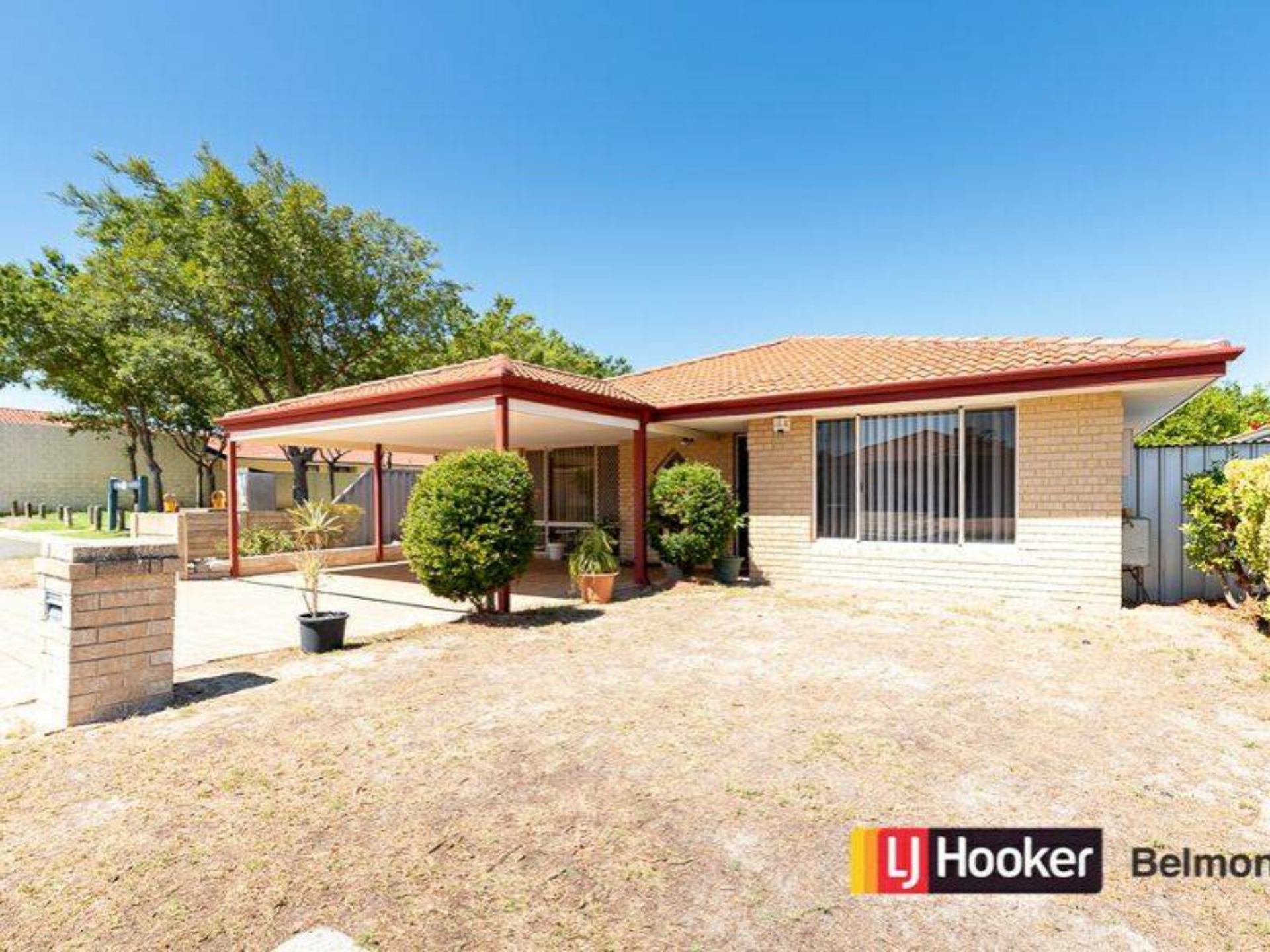 8 Harriet Place Cloverdale WA