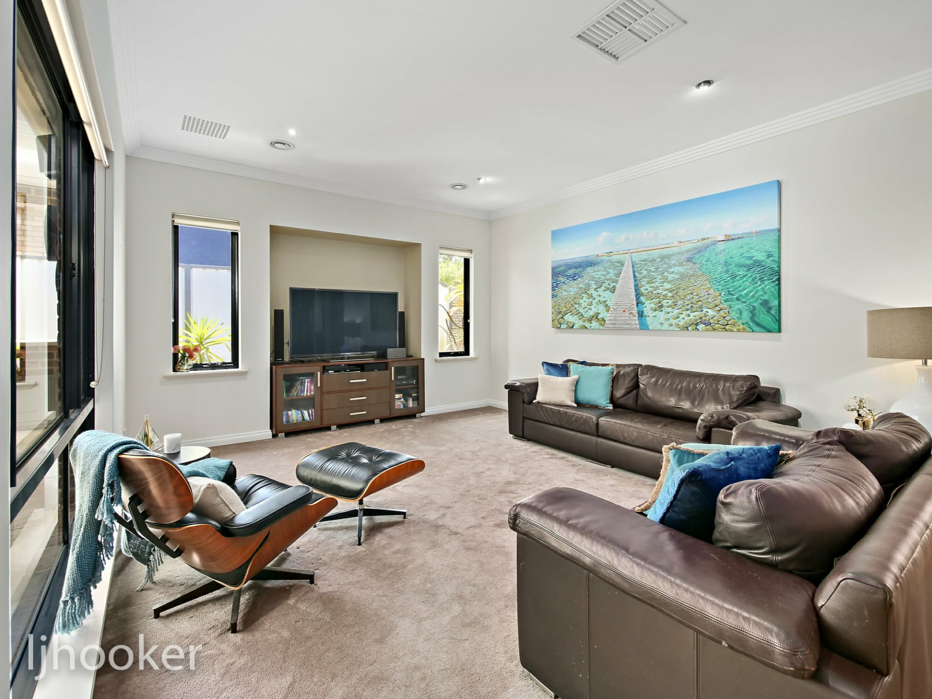 4 Martin Avenue, RIVERVALE
