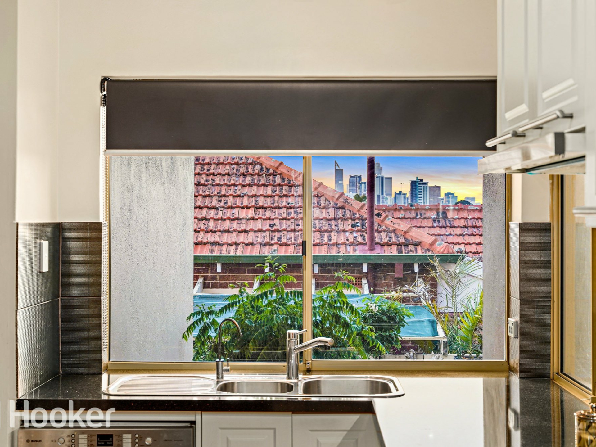 6 B Teague Street, BURSWOOD