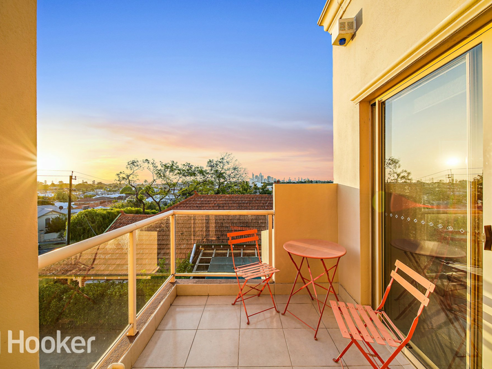 6 B Teague Street, BURSWOOD