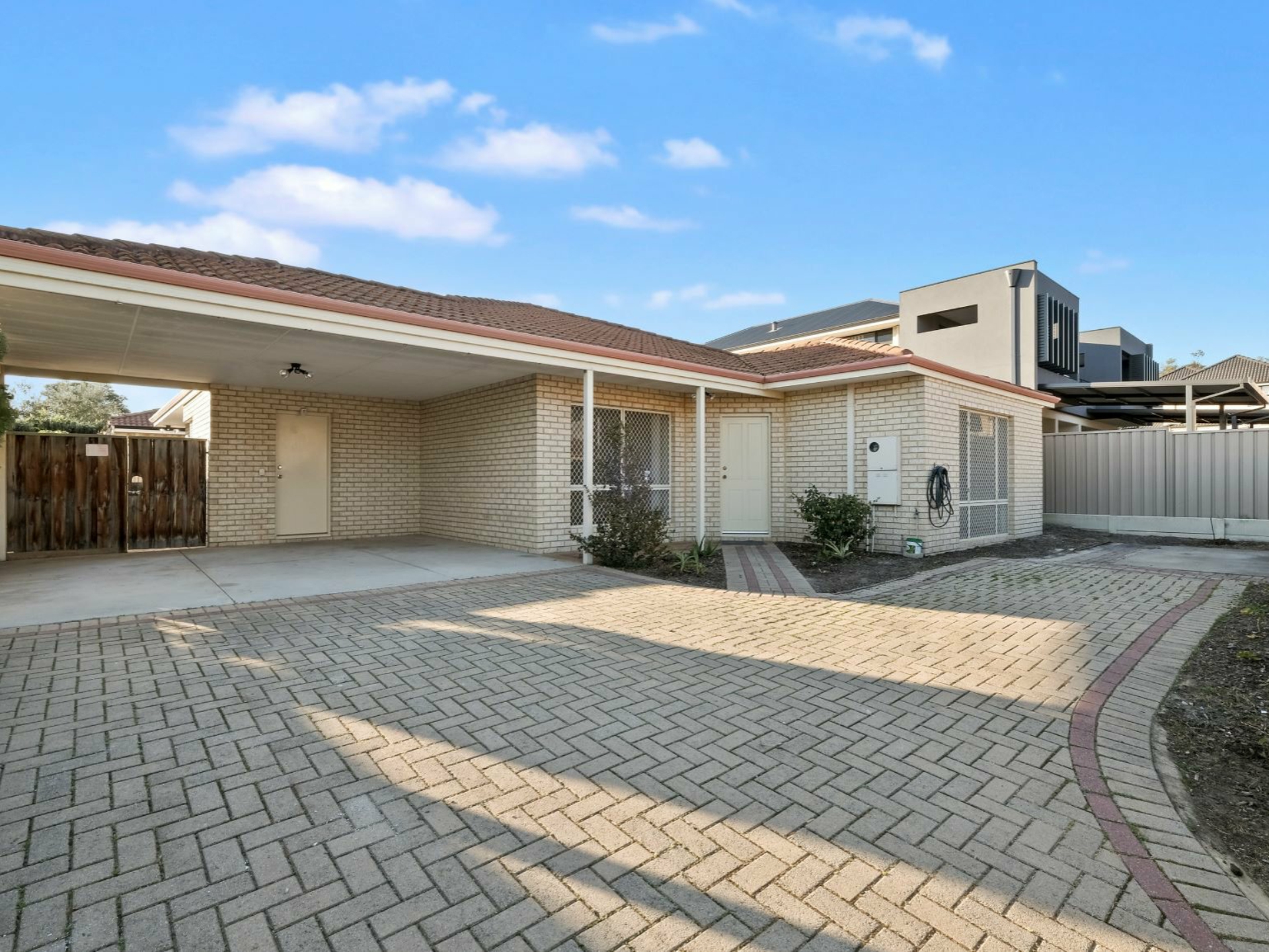 2/20 John Street, Bentley