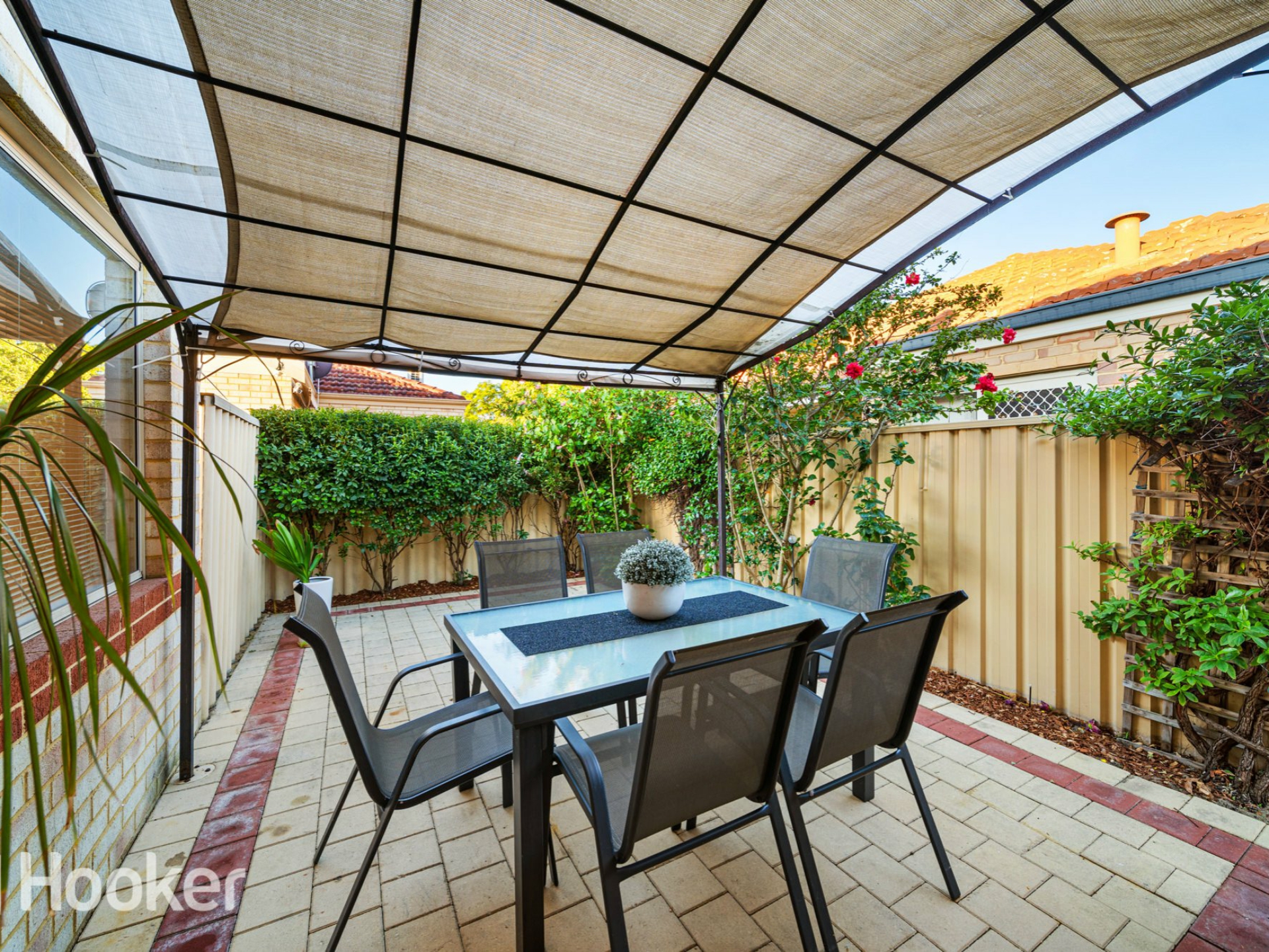 8/12 Alexandra Place, BENTLEY