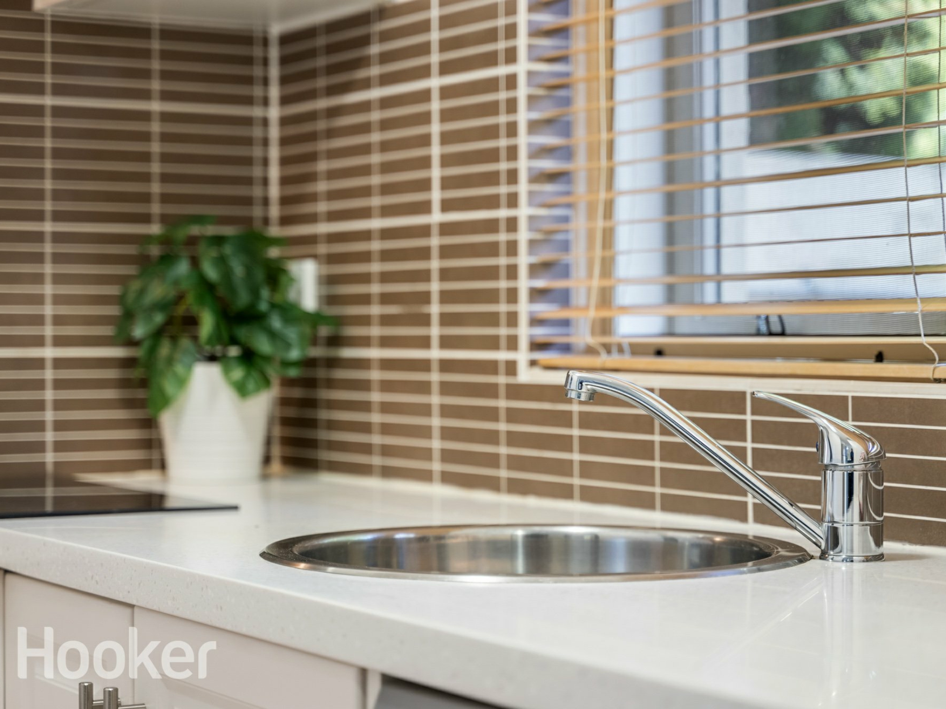 8/50 Waterloo Street, JOONDANNA