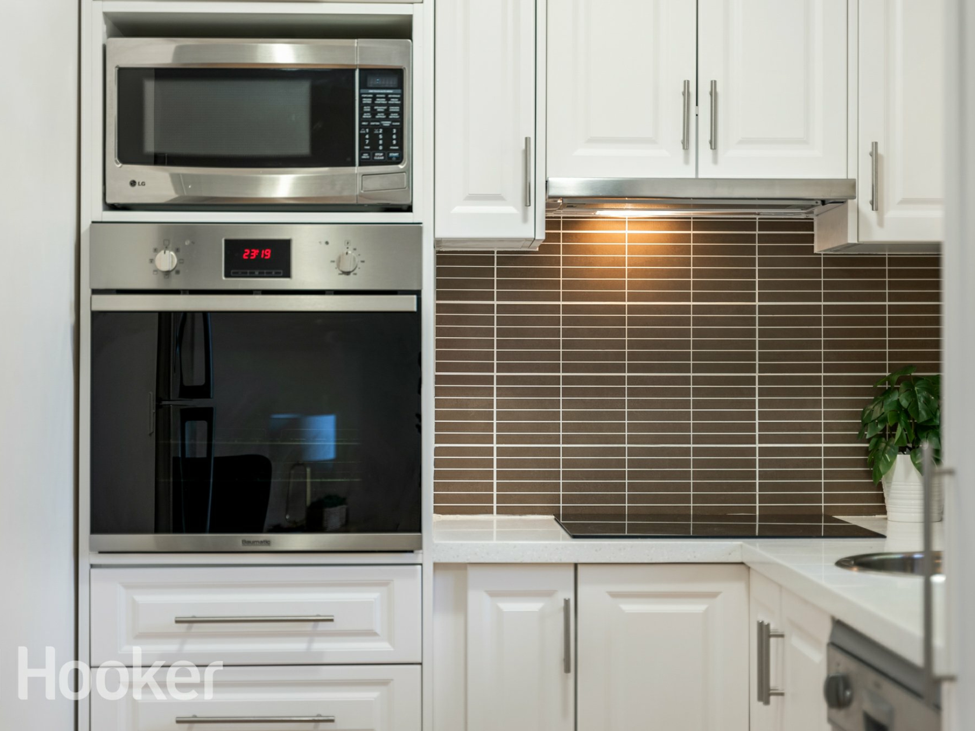 8/50 Waterloo Street, JOONDANNA