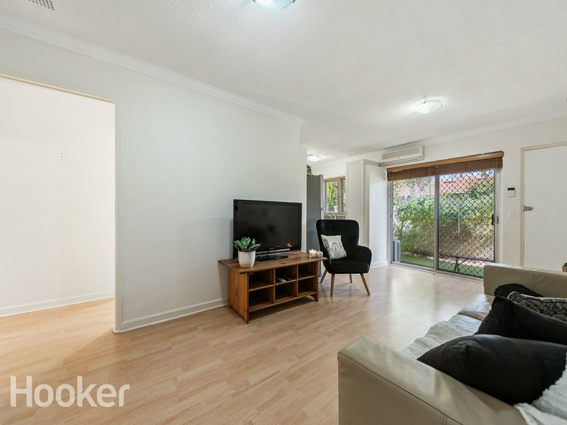 8/50 Waterloo Street, JOONDANNA