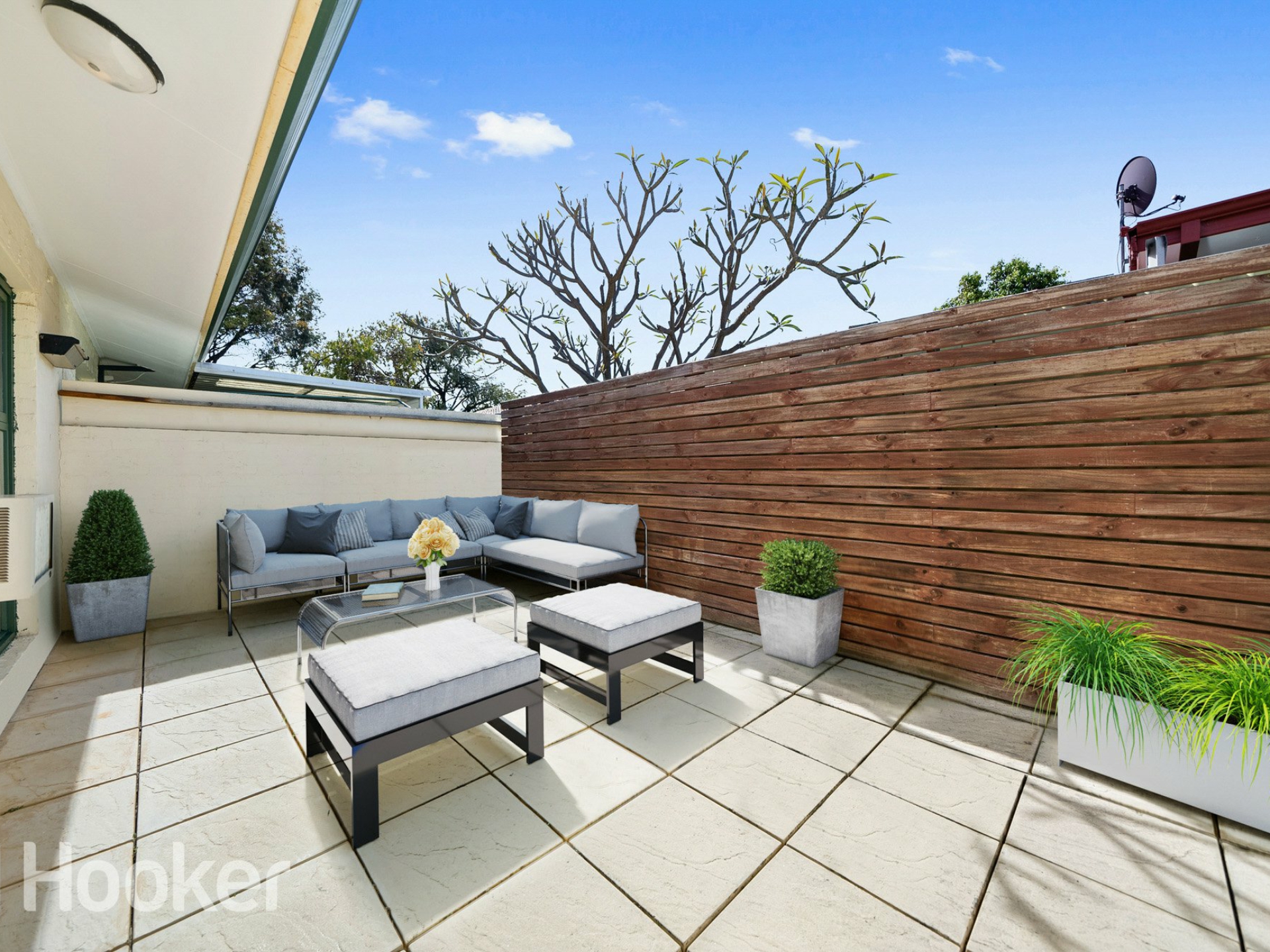 8/50 Waterloo Street, JOONDANNA