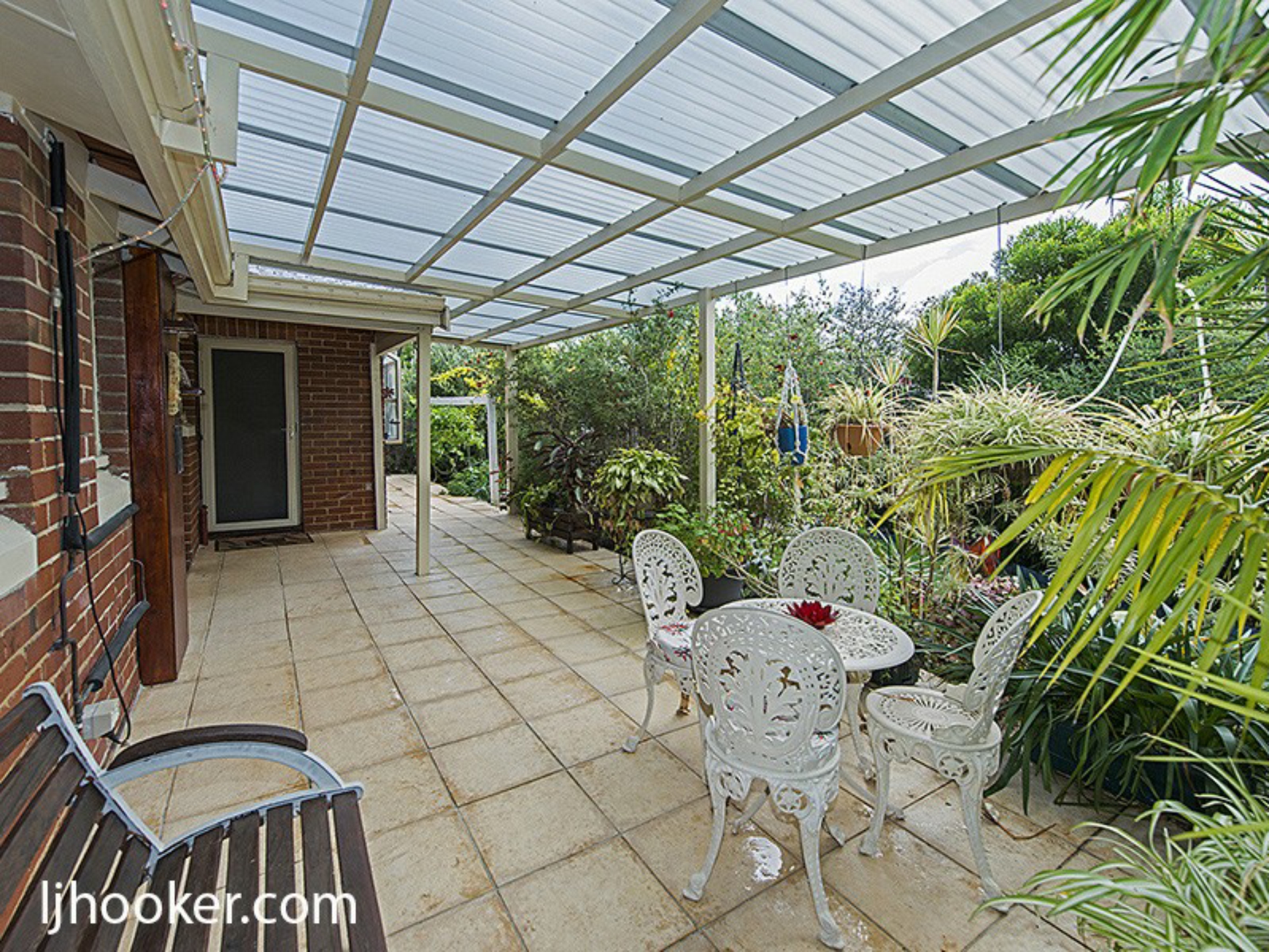 6 Beaconsfield Street, ST JAMES