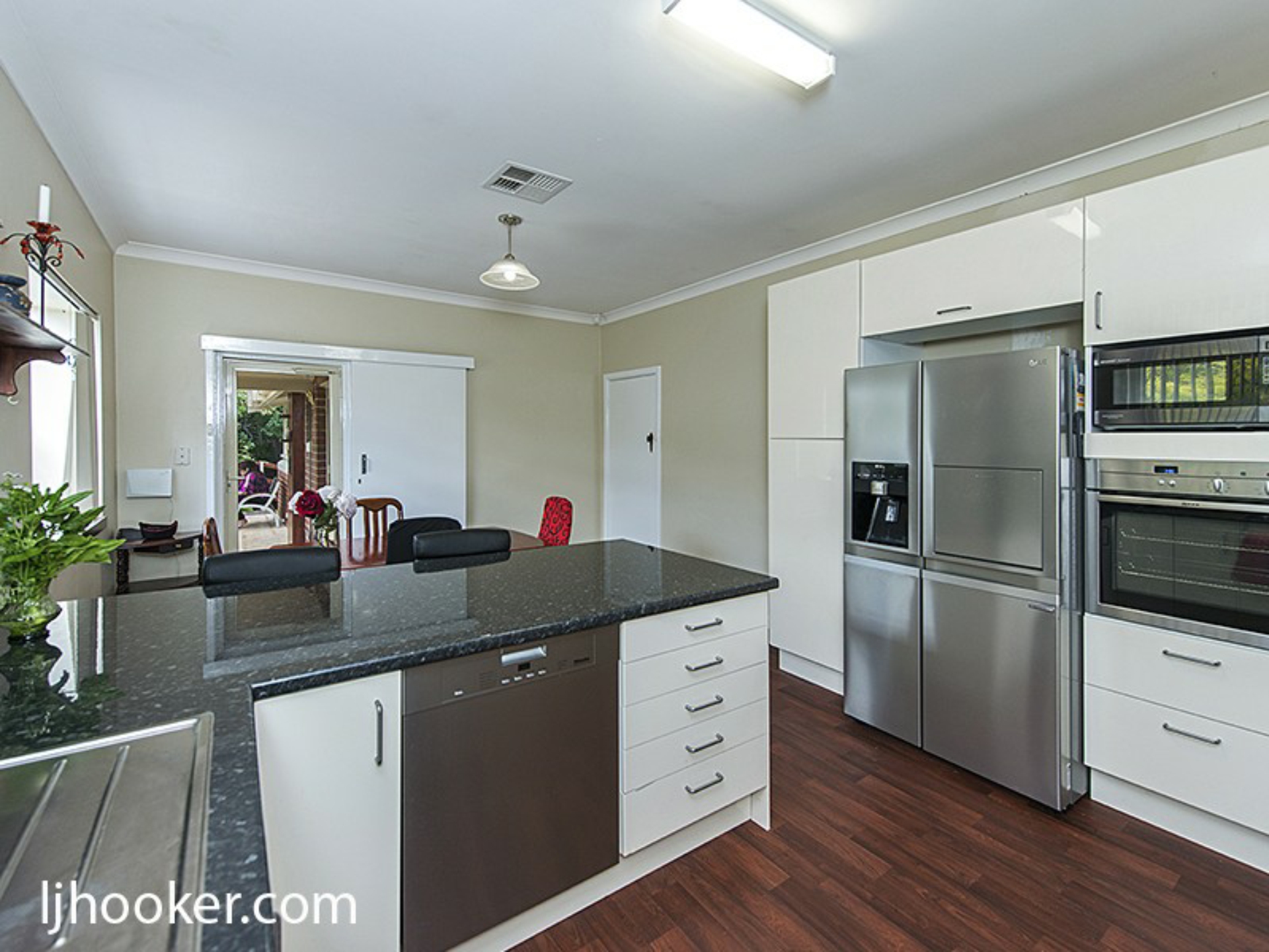 6 Beaconsfield Street, ST JAMES