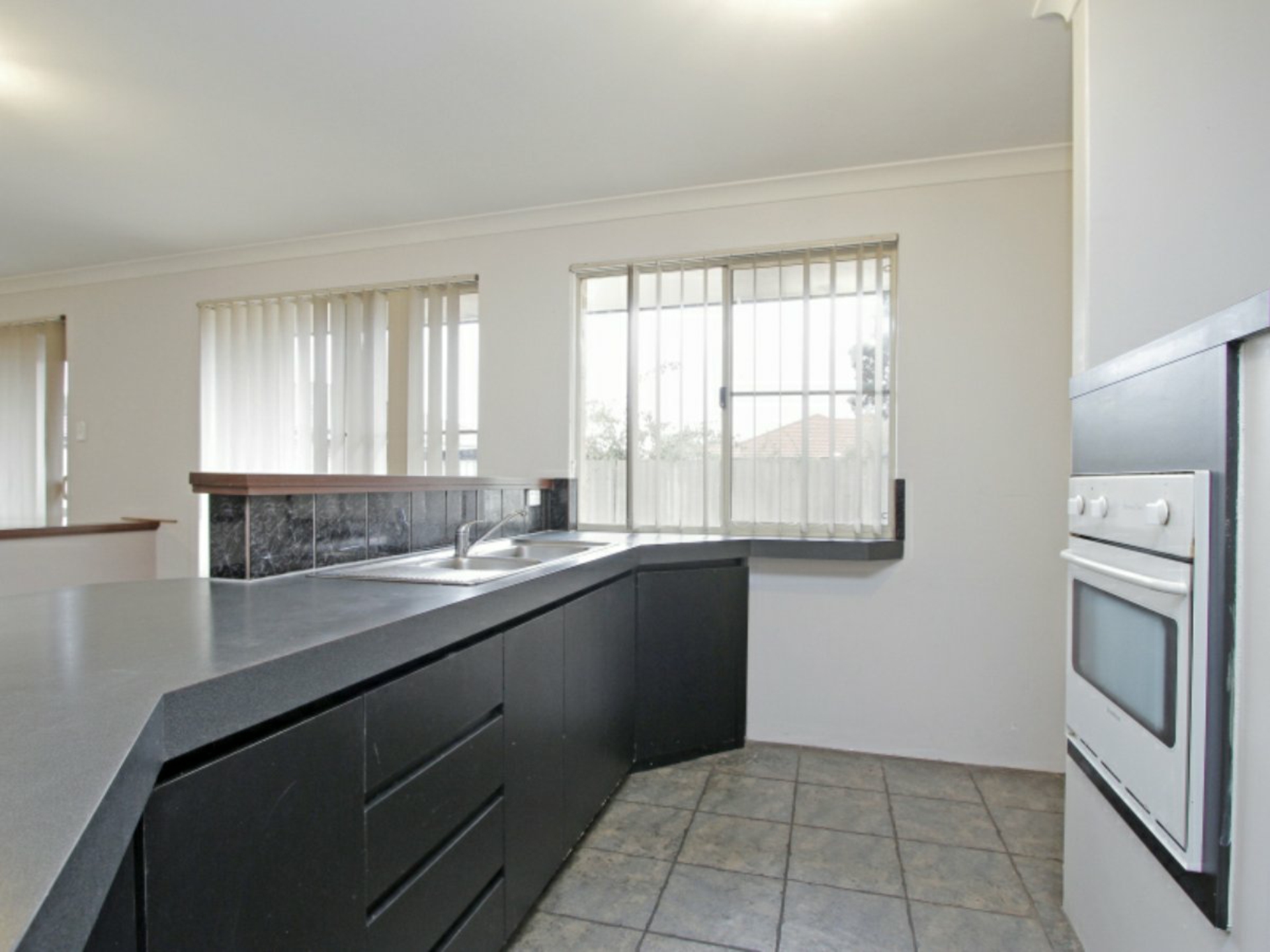 46A Alexandra Place, BENTLEY