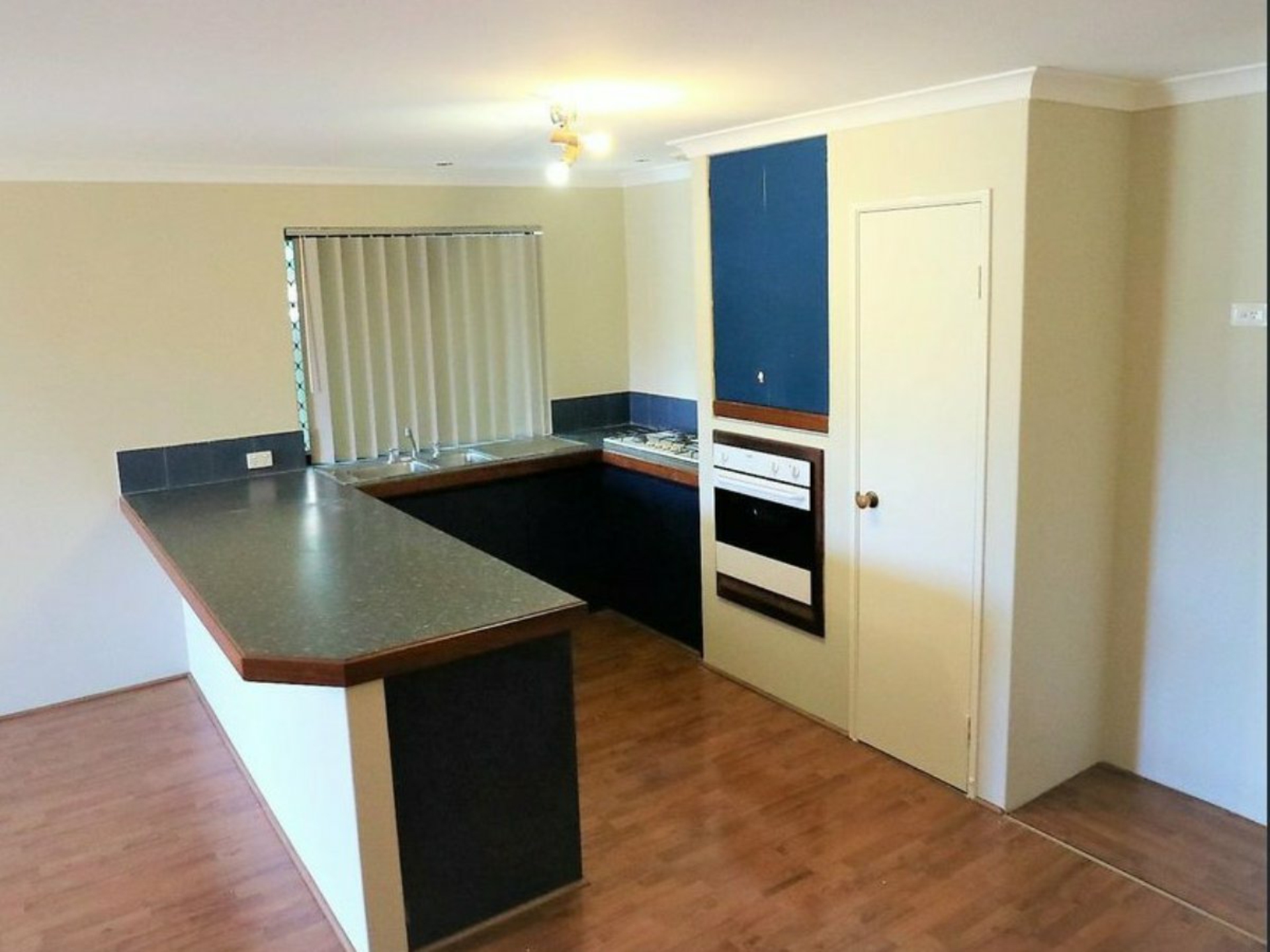 53 Parkview Parade, REDCLIFFE