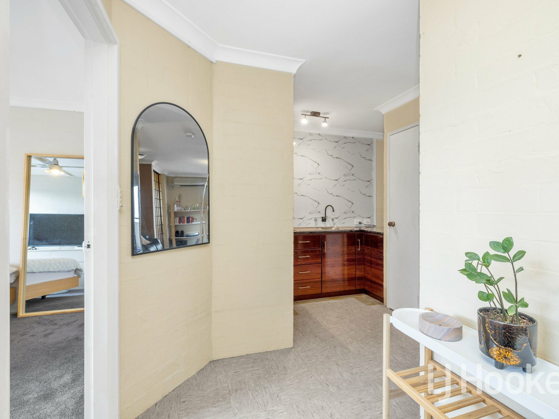 11/147 Hubert Street, EAST VICTORIA PARK