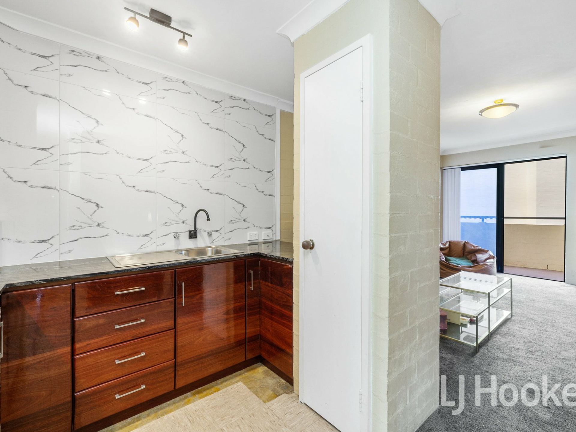 11/147 Hubert Street, EAST VICTORIA PARK