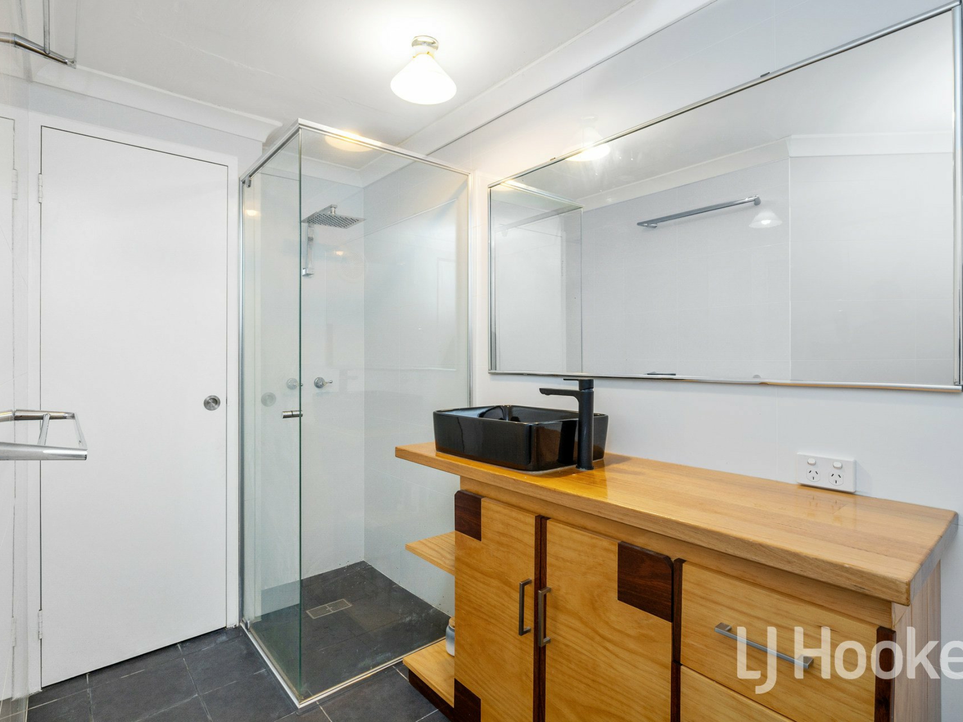 11/147 Hubert Street, EAST VICTORIA PARK