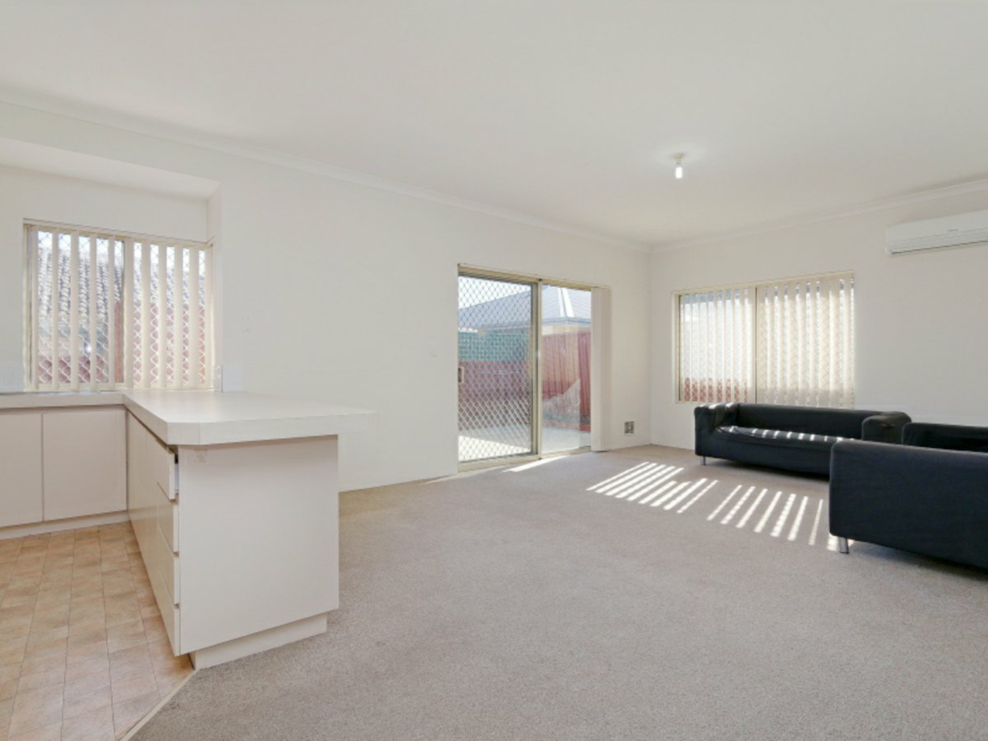 2/20 John Street, BENTLEY