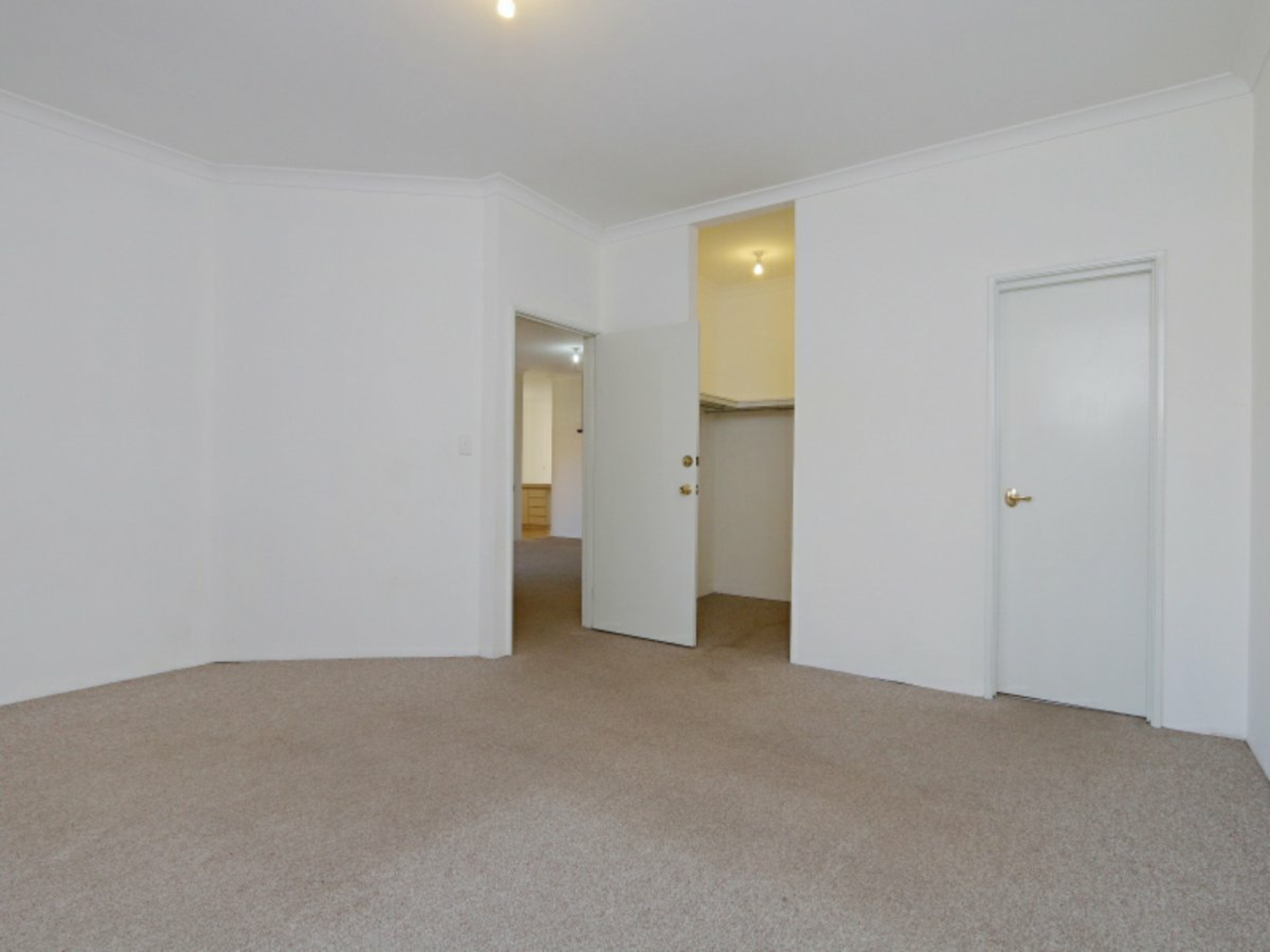 2/20 John Street, BENTLEY