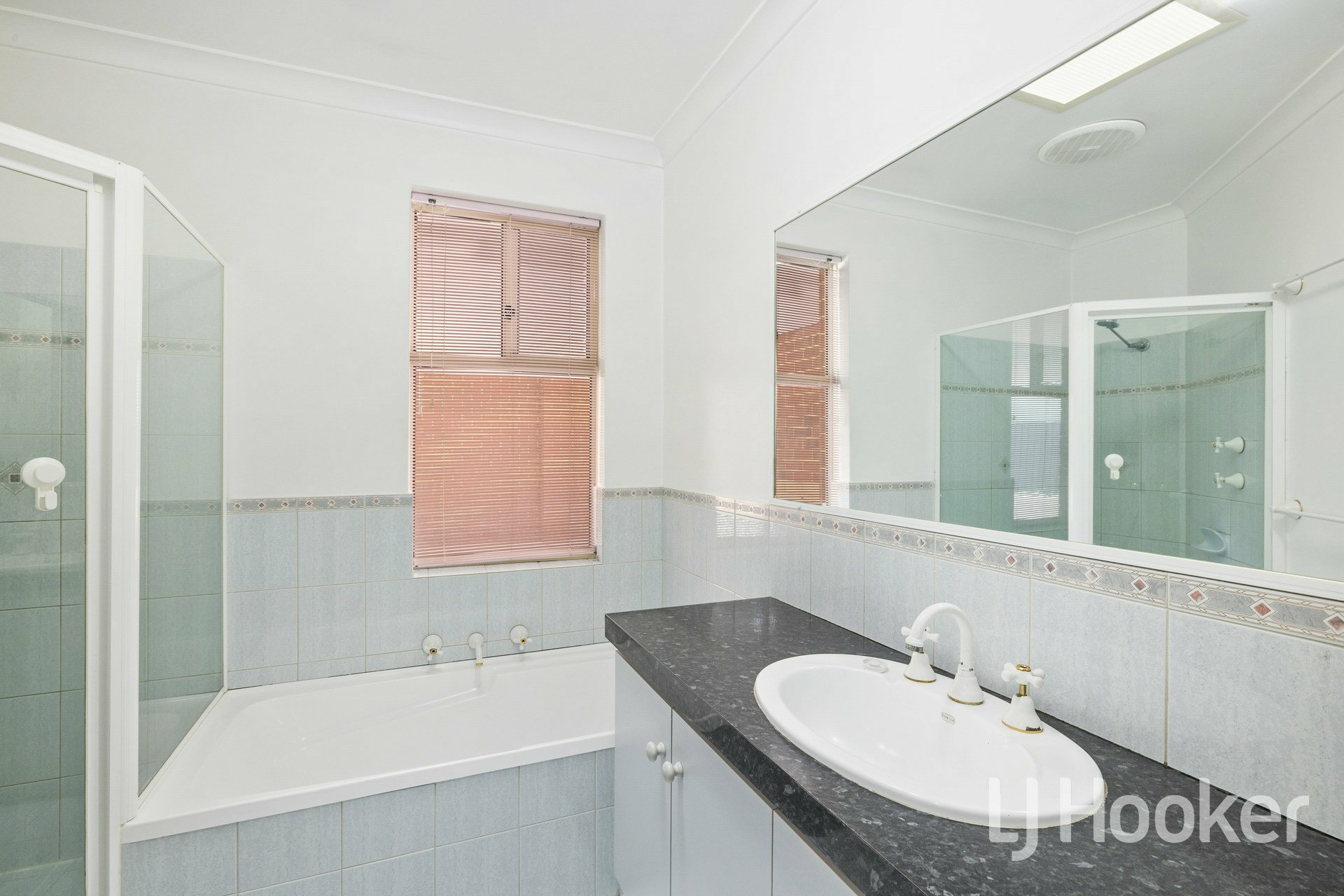2/37 Godwin Avenue, MANNING