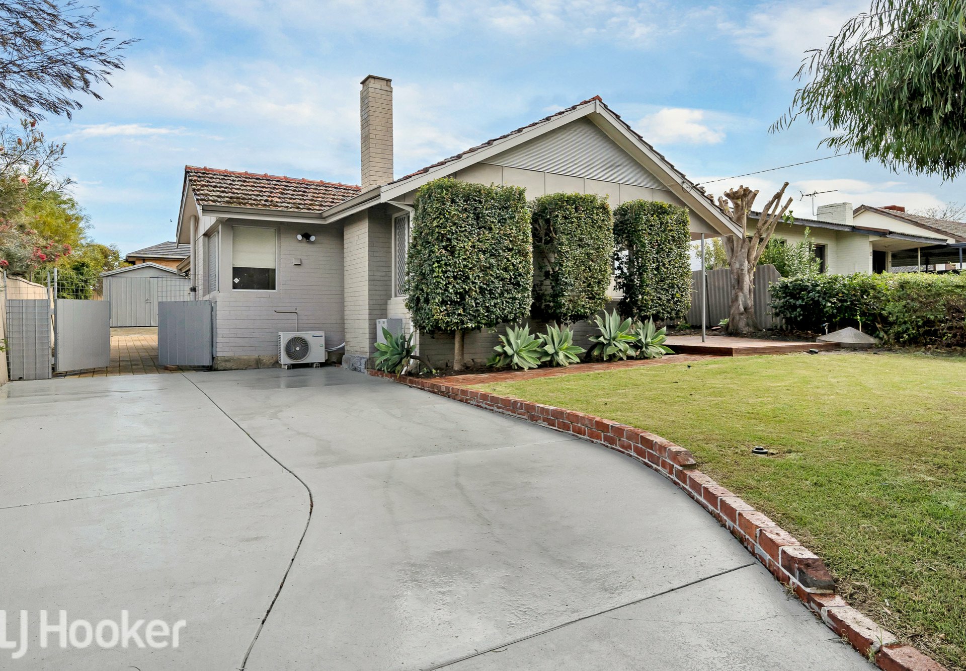 11 Peacock Street, Cloverdale