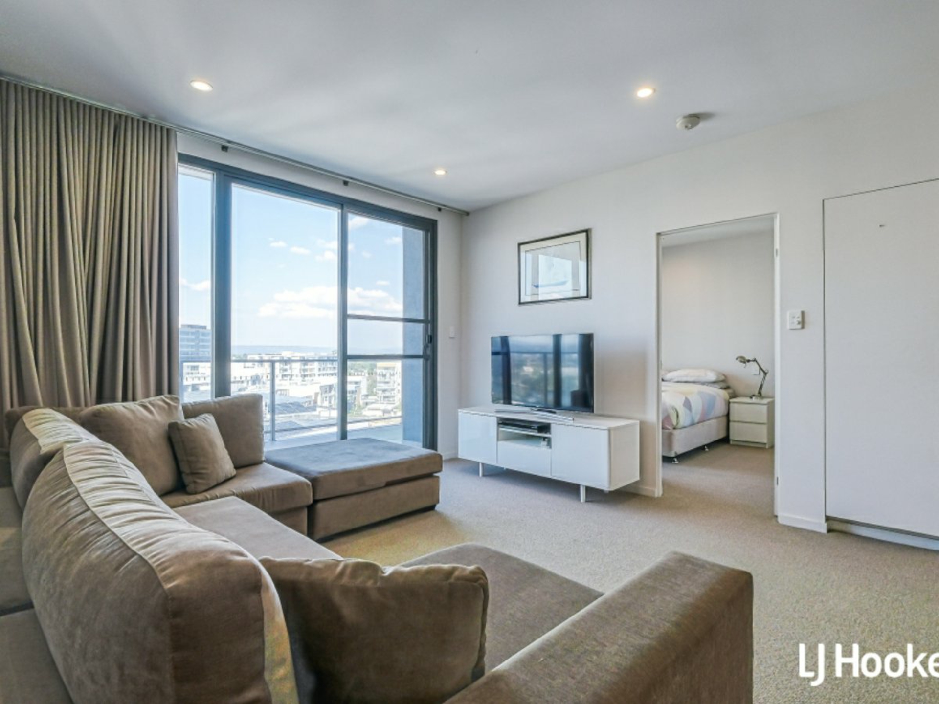 153/1 Rowe Avenue, RIVERVALE