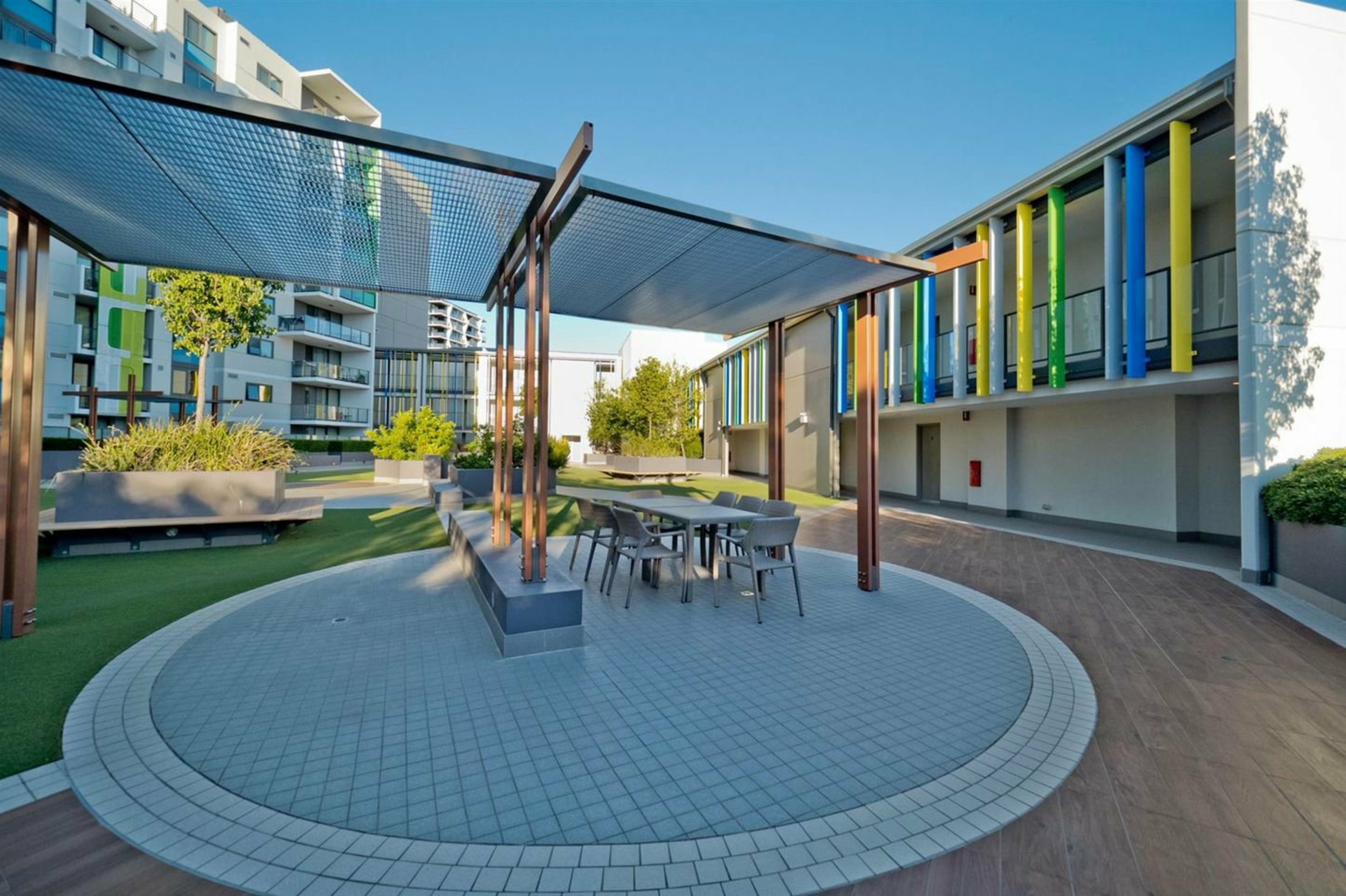 153/1 Rowe Avenue, RIVERVALE