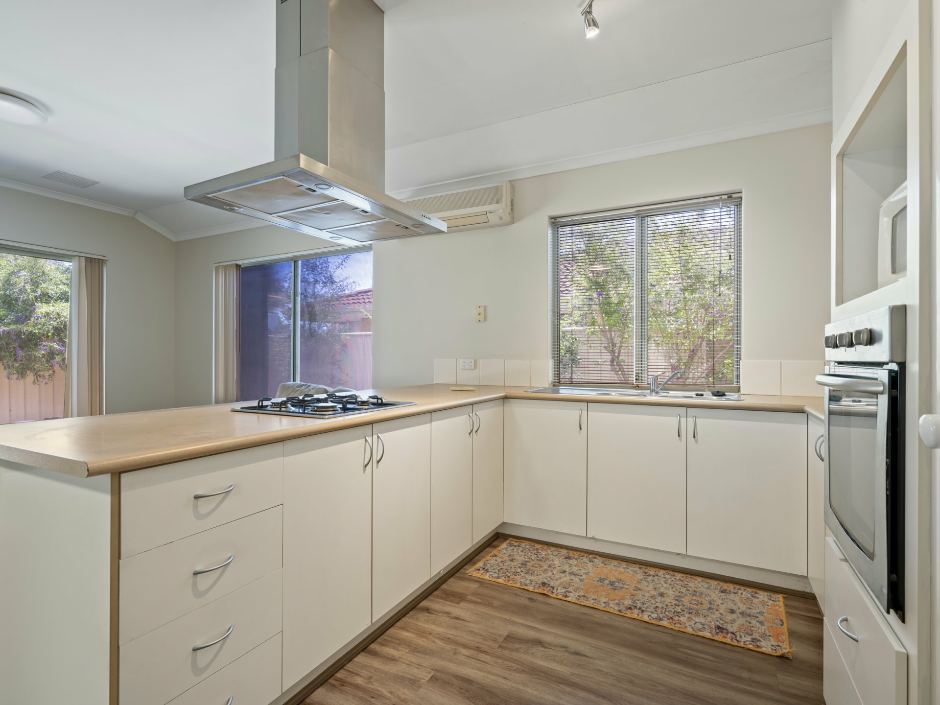 37 Whitlock Road, EAST CANNINGTON