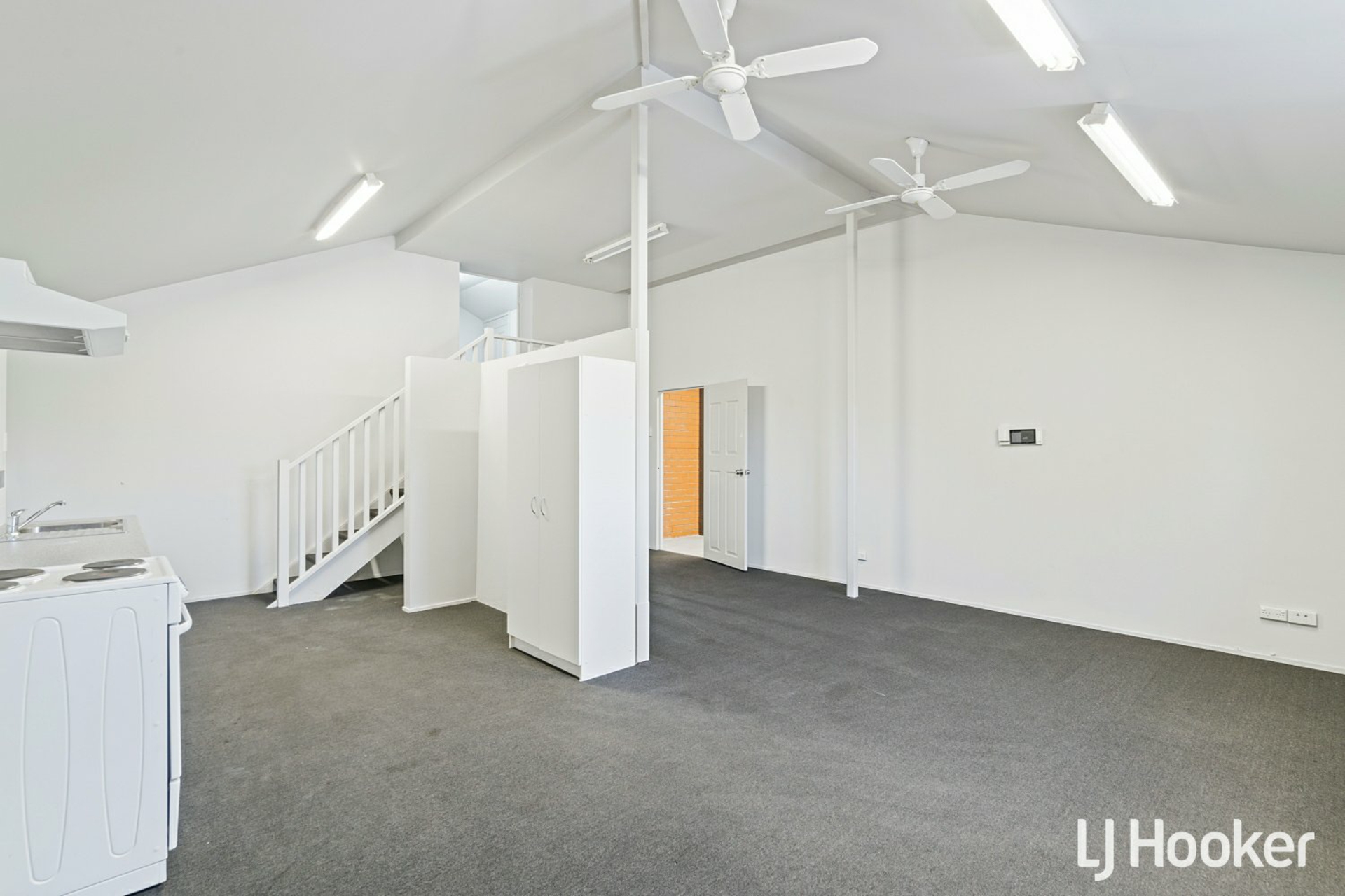 2-977-albany-highway-east-victoria-park-wa-property-details-lj-hooker