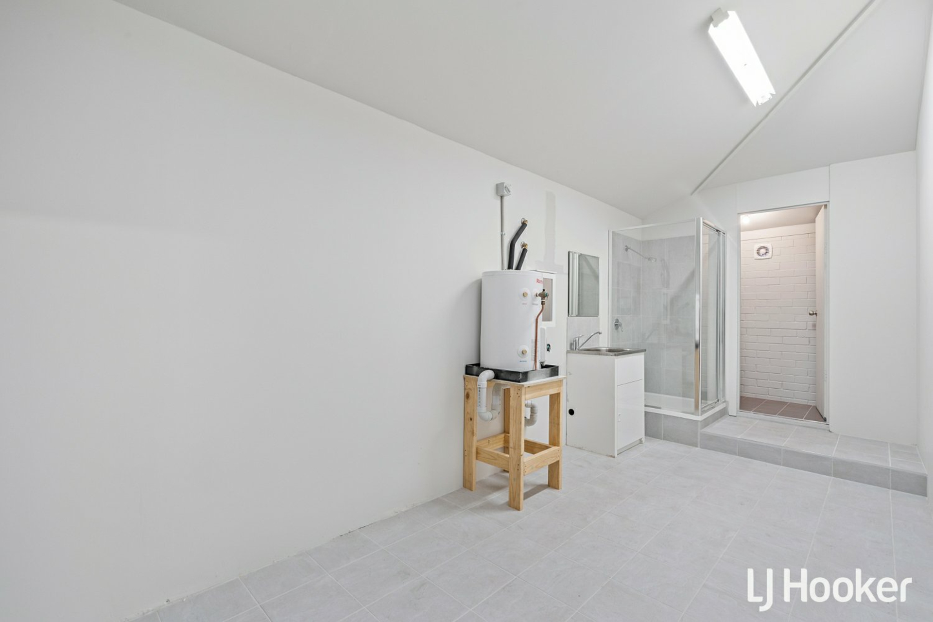 2-977-albany-highway-east-victoria-park-wa-property-details-lj-hooker