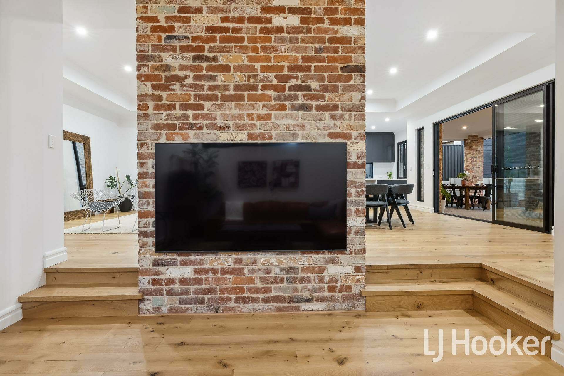 16 Beesley Street, EAST VICTORIA PARK