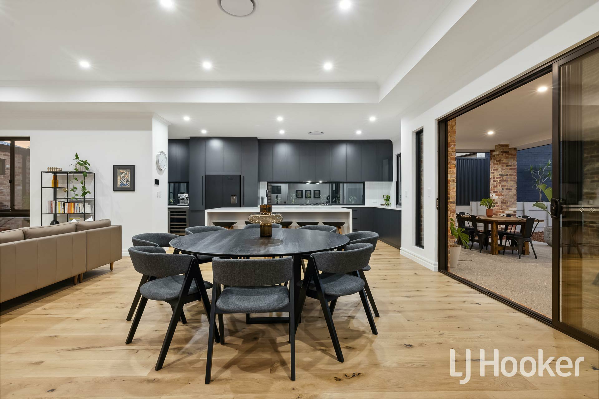 16 Beesley Street, EAST VICTORIA PARK