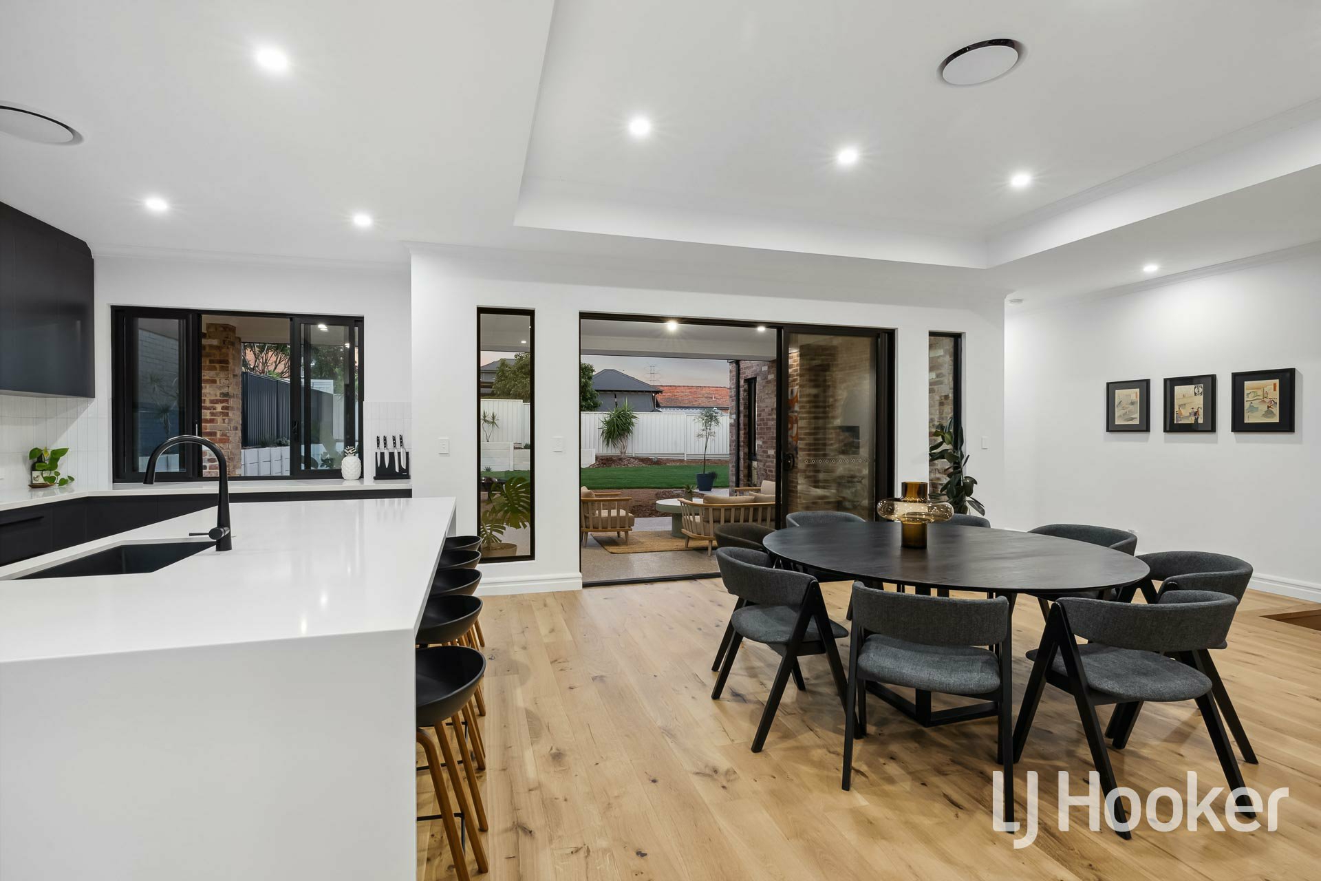 16 Beesley Street, EAST VICTORIA PARK