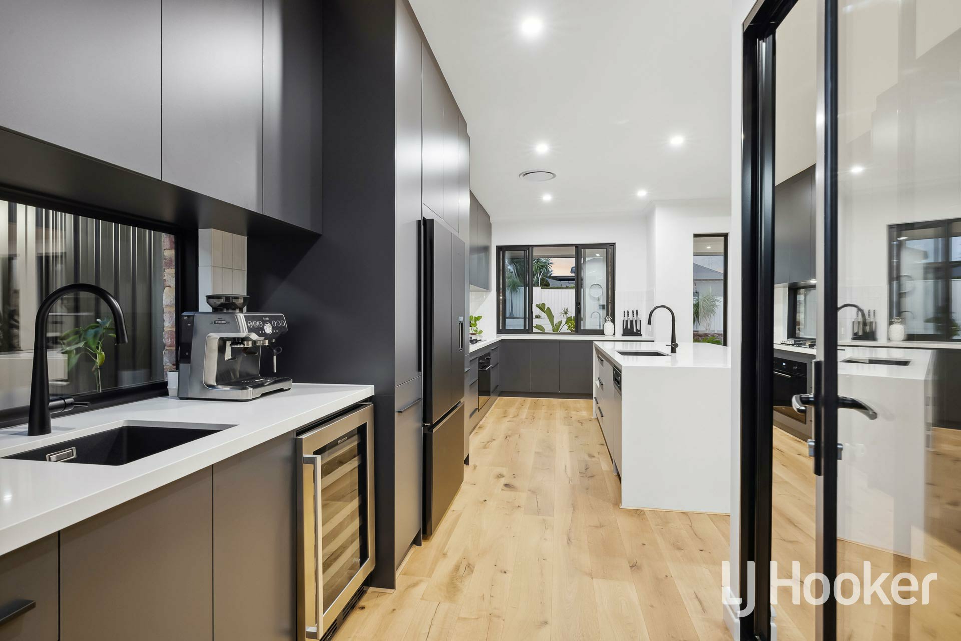 16 Beesley Street, EAST VICTORIA PARK
