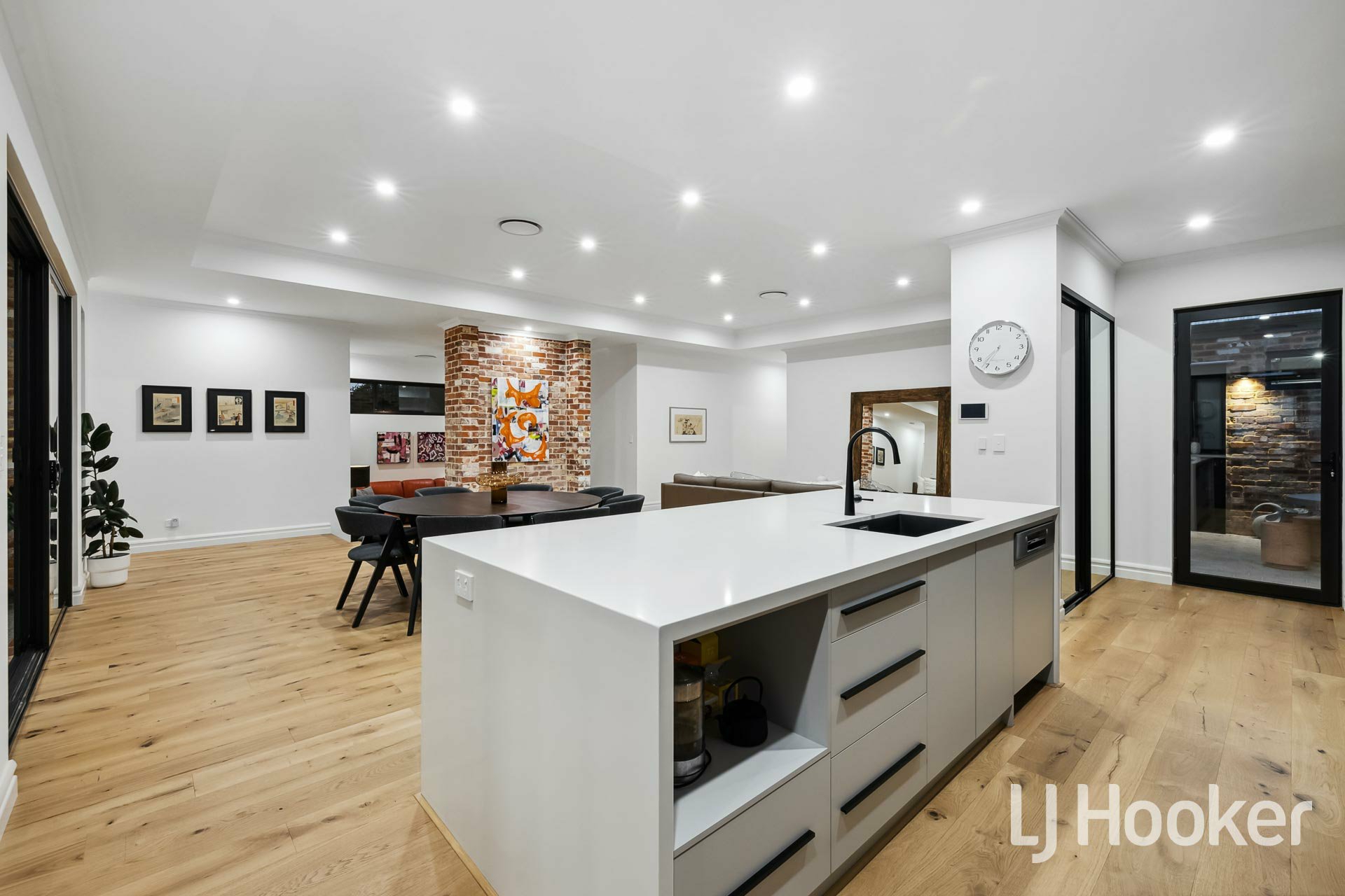 16 Beesley Street, EAST VICTORIA PARK