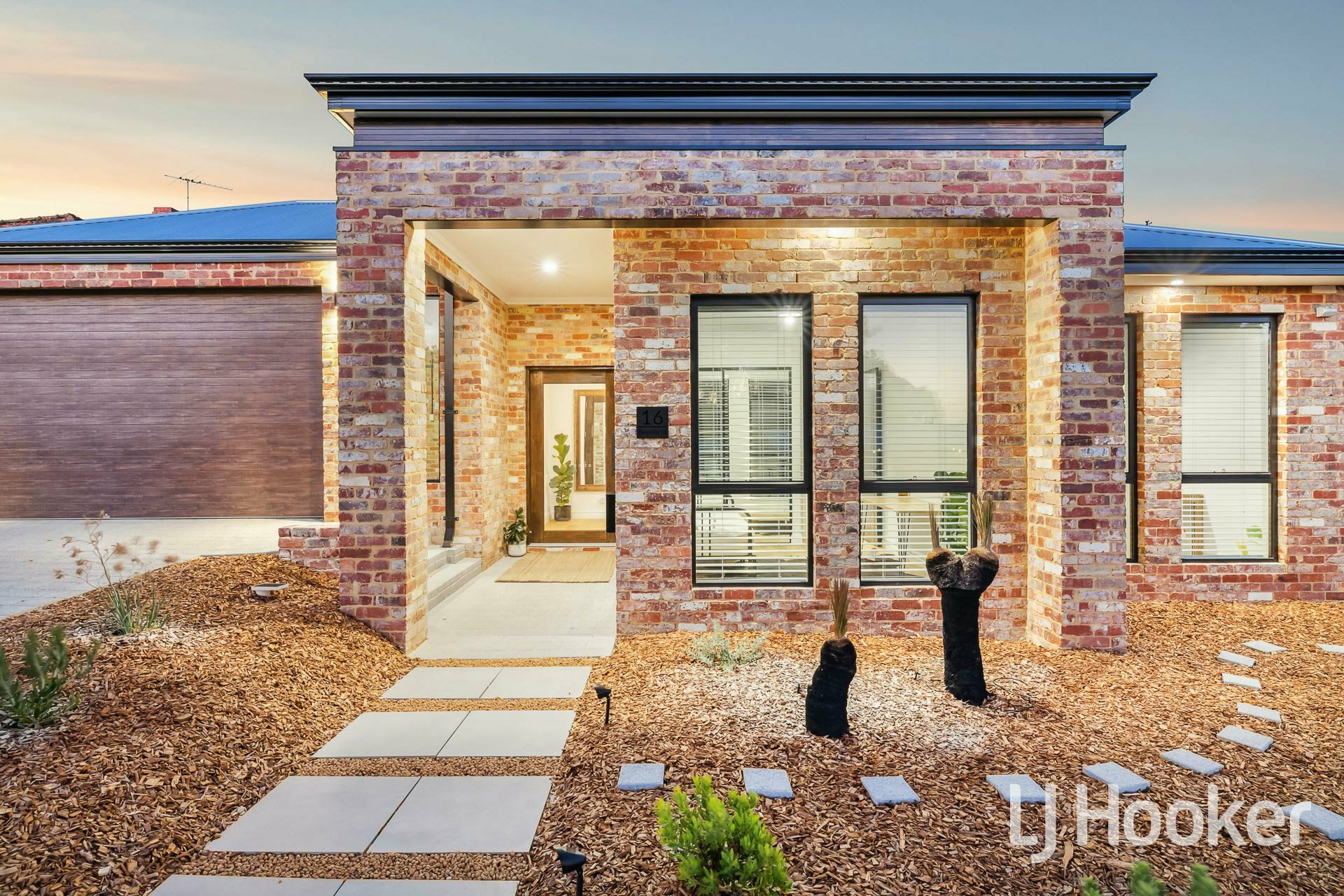 16 Beesley Street East Victoria Park WA House for Sale LJ Hooker